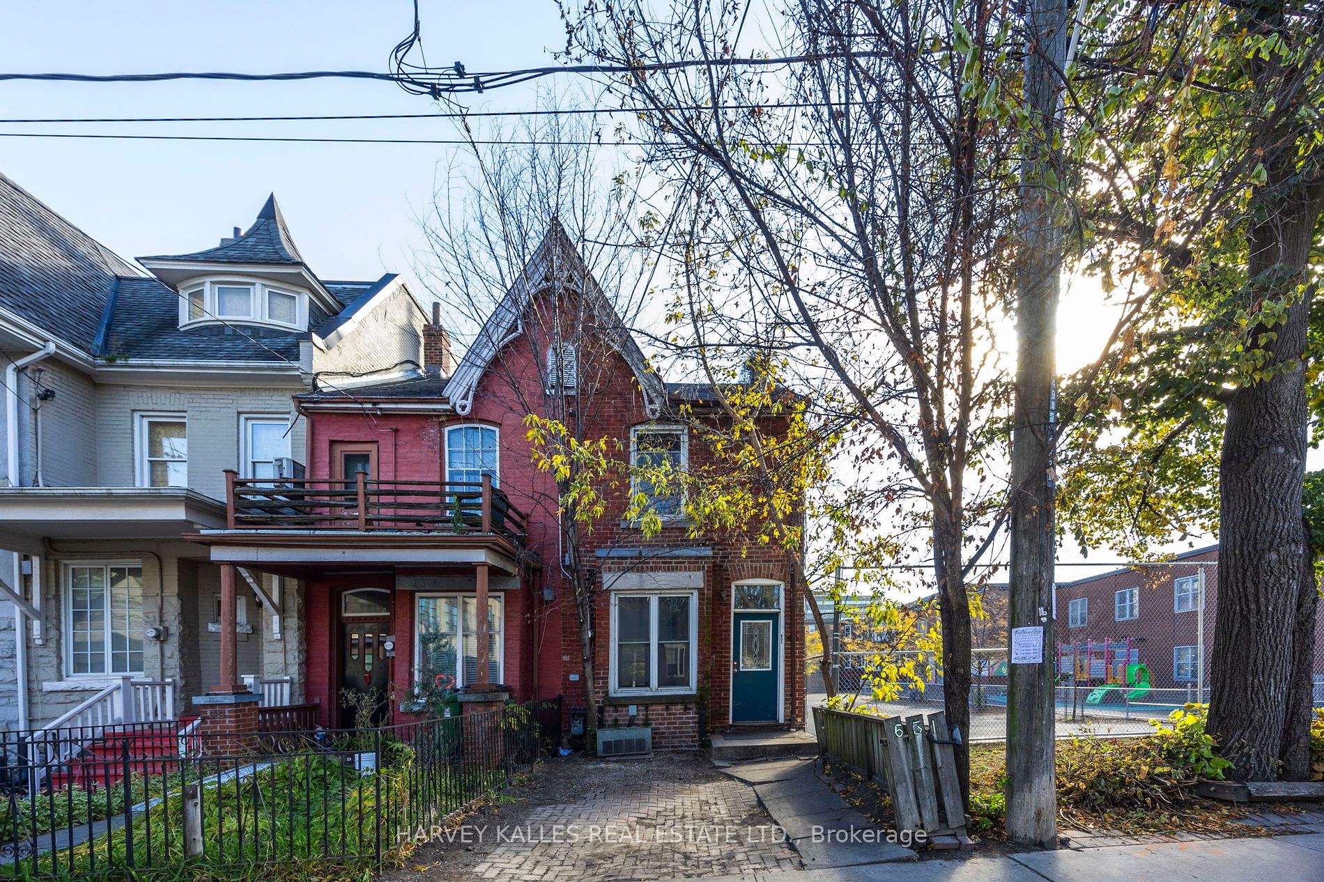 Semi-Detached house for sale at 631 Richmond St W Toronto Ontario