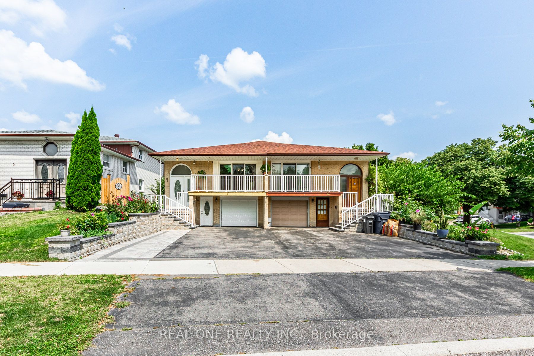 Semi-Detached house for sale at 22 Sepia Dr Toronto Ontario