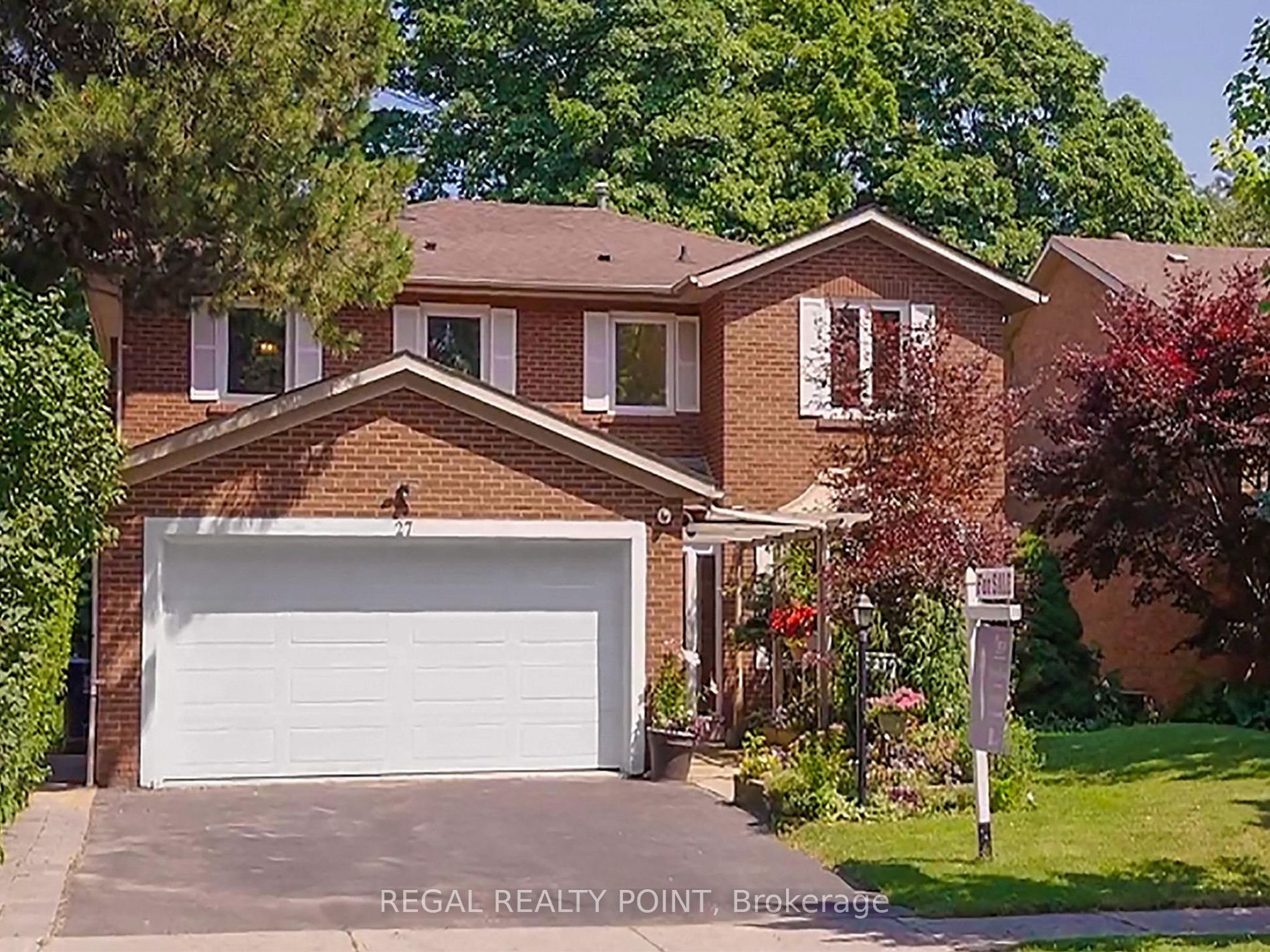 Detached house for sale at 27 Bluffwood Dr Toronto Ontario