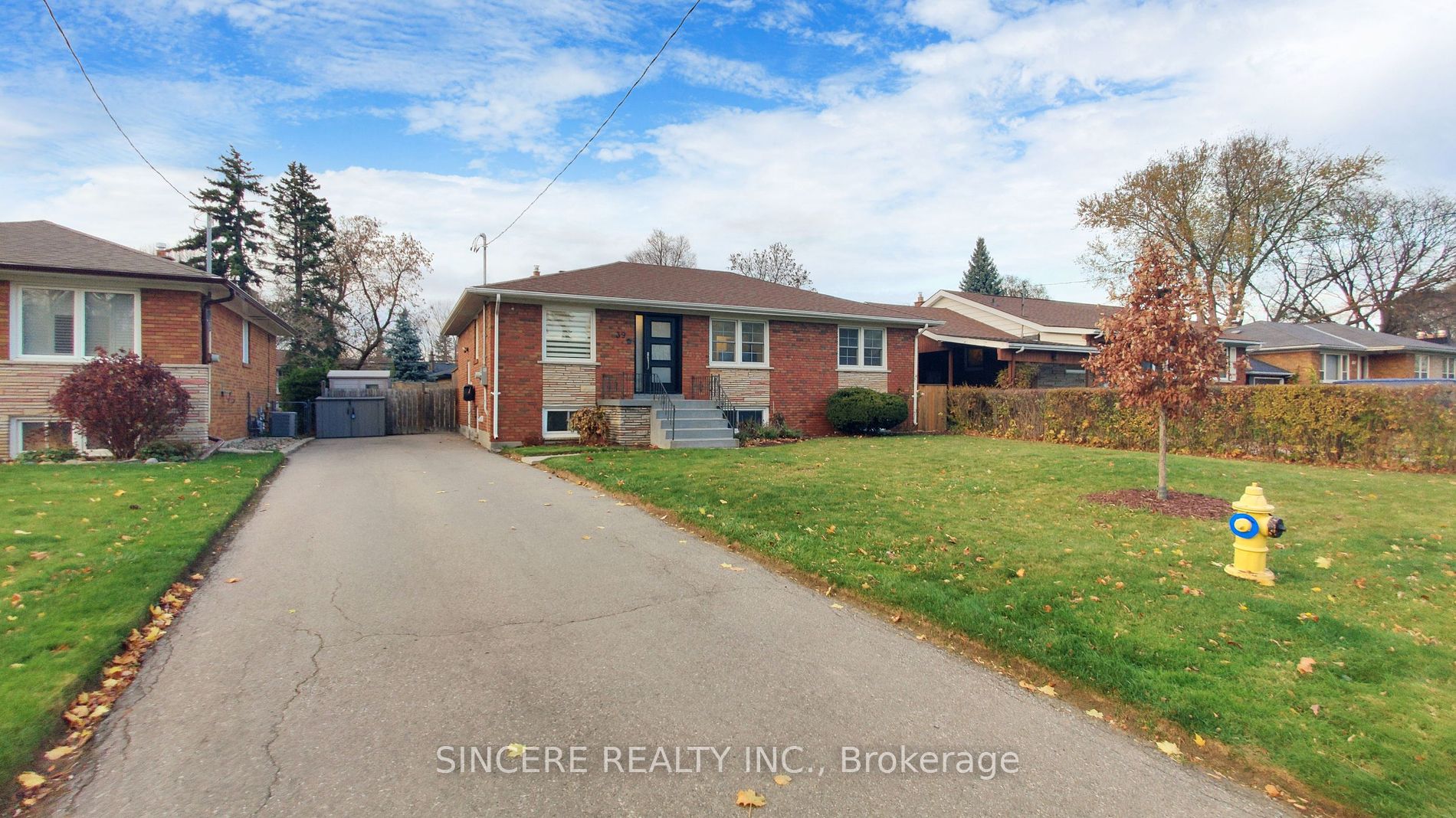 Detached house for sale at 39 Greengrove Cres Toronto Ontario