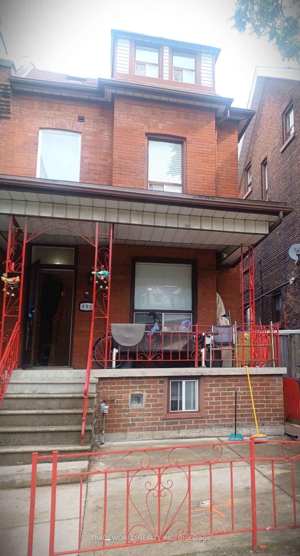 Detached house for sale at 992 Dundas St W Toronto Ontario
