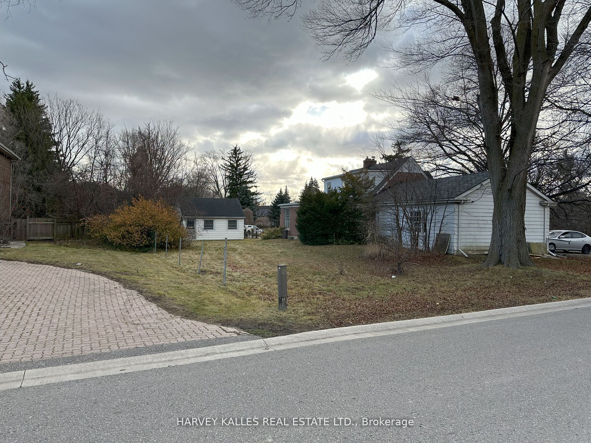 Vacant Land house for sale at 11 Old Colony Rd Toronto Ontario