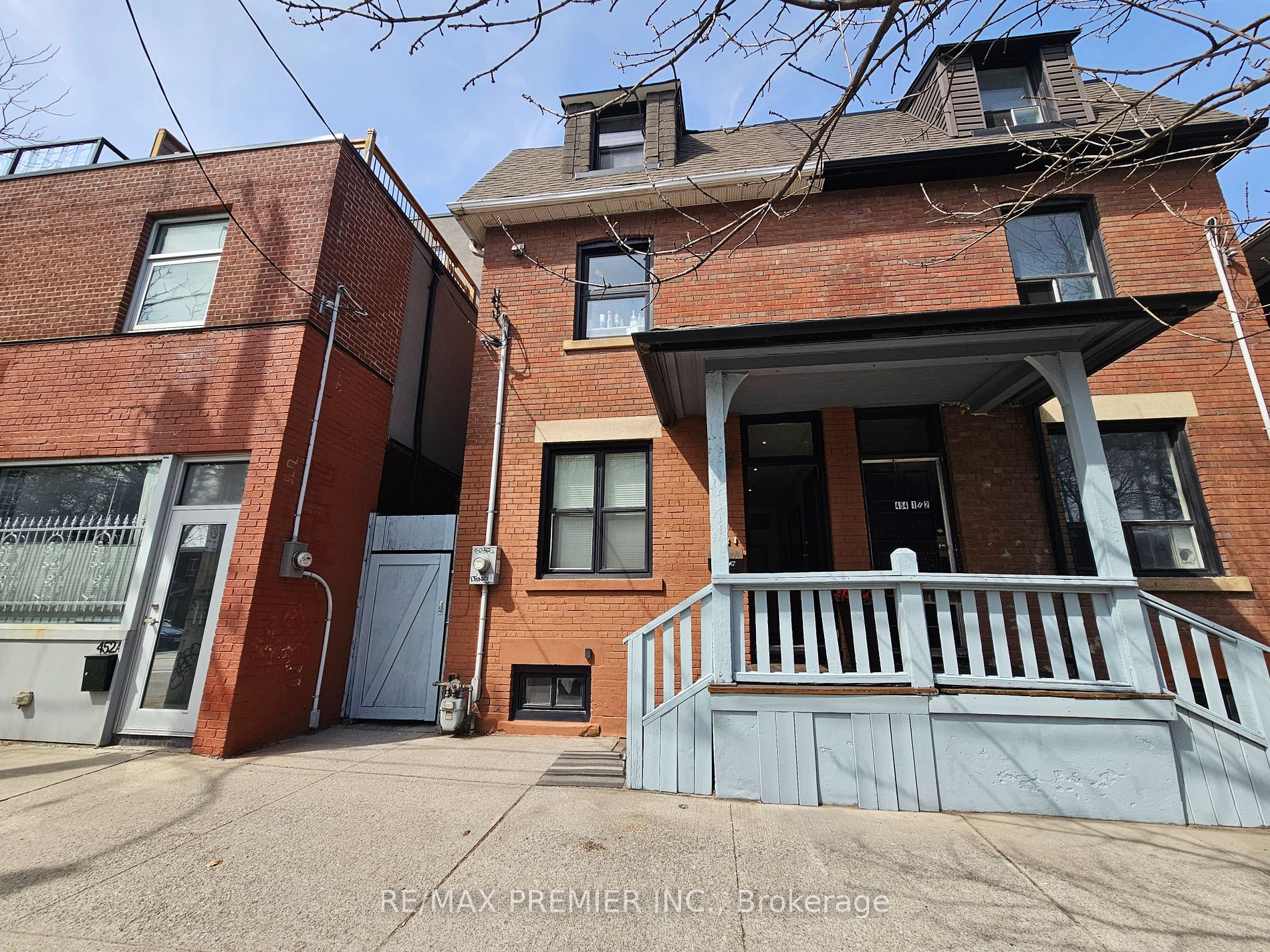 Semi-Detached house for sale at 454 Gerrard St E Toronto Ontario