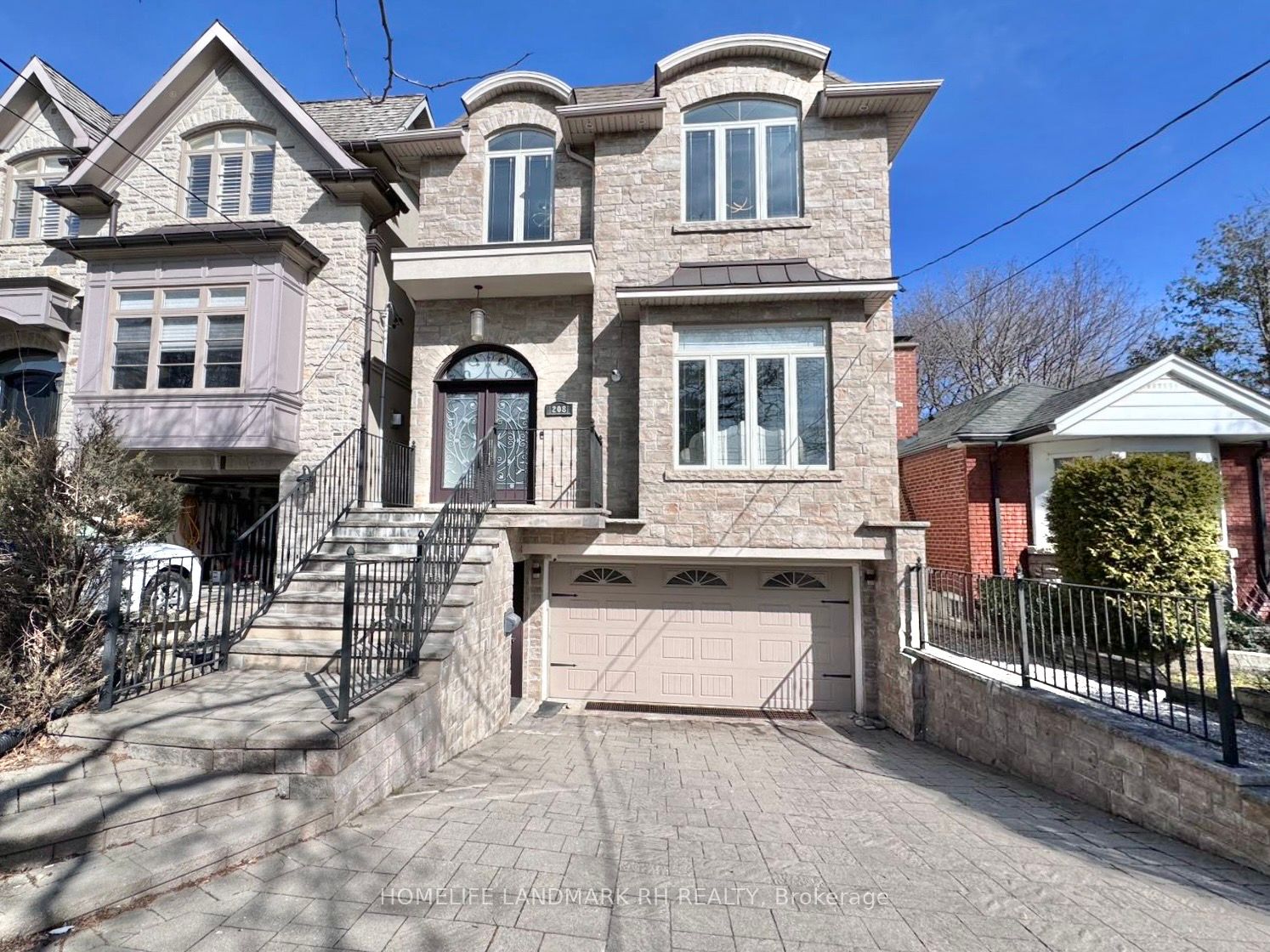 Detached house for sale at 208 Joicey Blvd Toronto Ontario