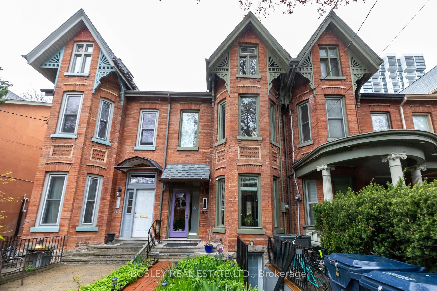 Att/Row/Twnhouse house for sale at 108 Seaton St Toronto Ontario