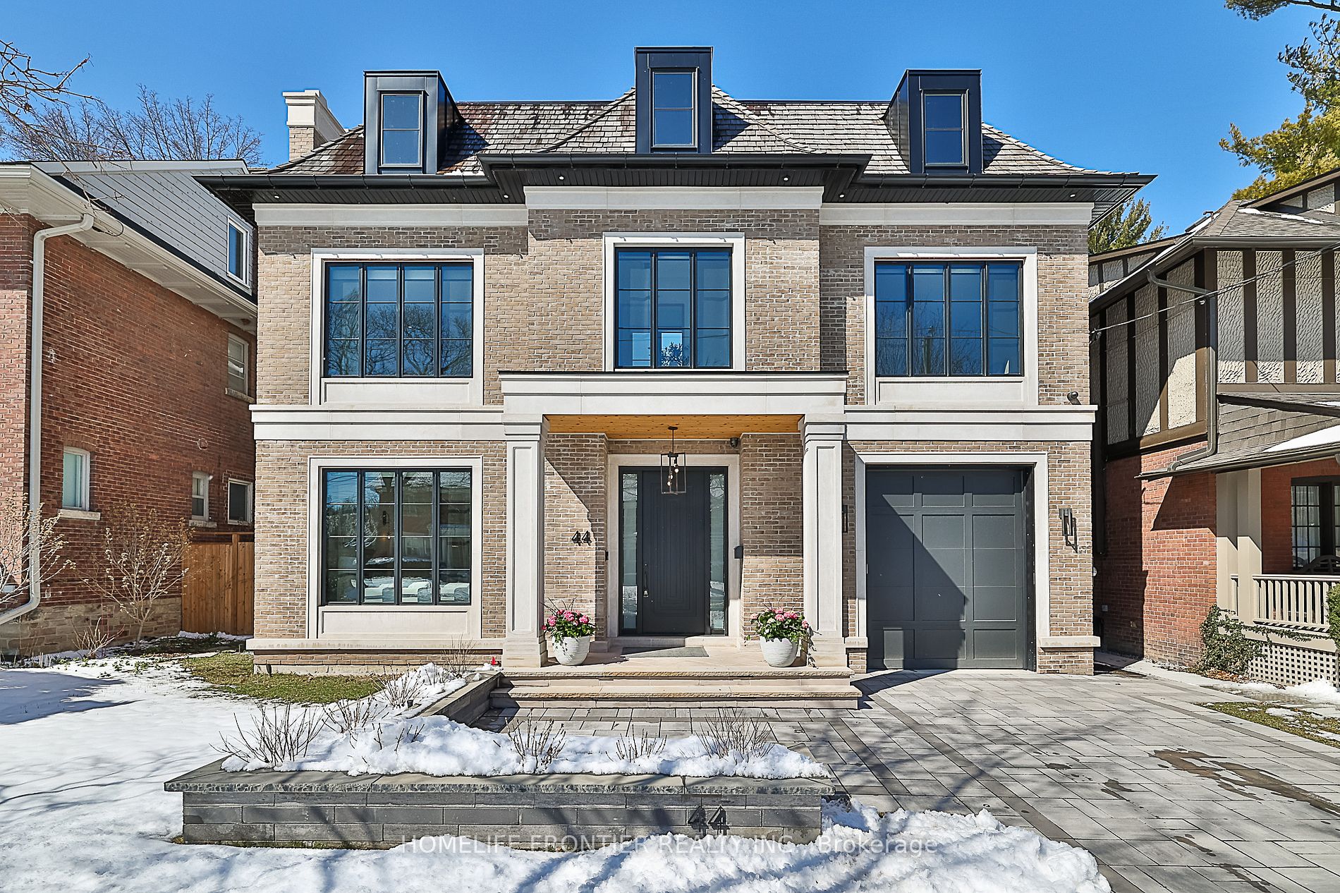 Detached house for sale at 44 Alexandra Blvd Toronto Ontario