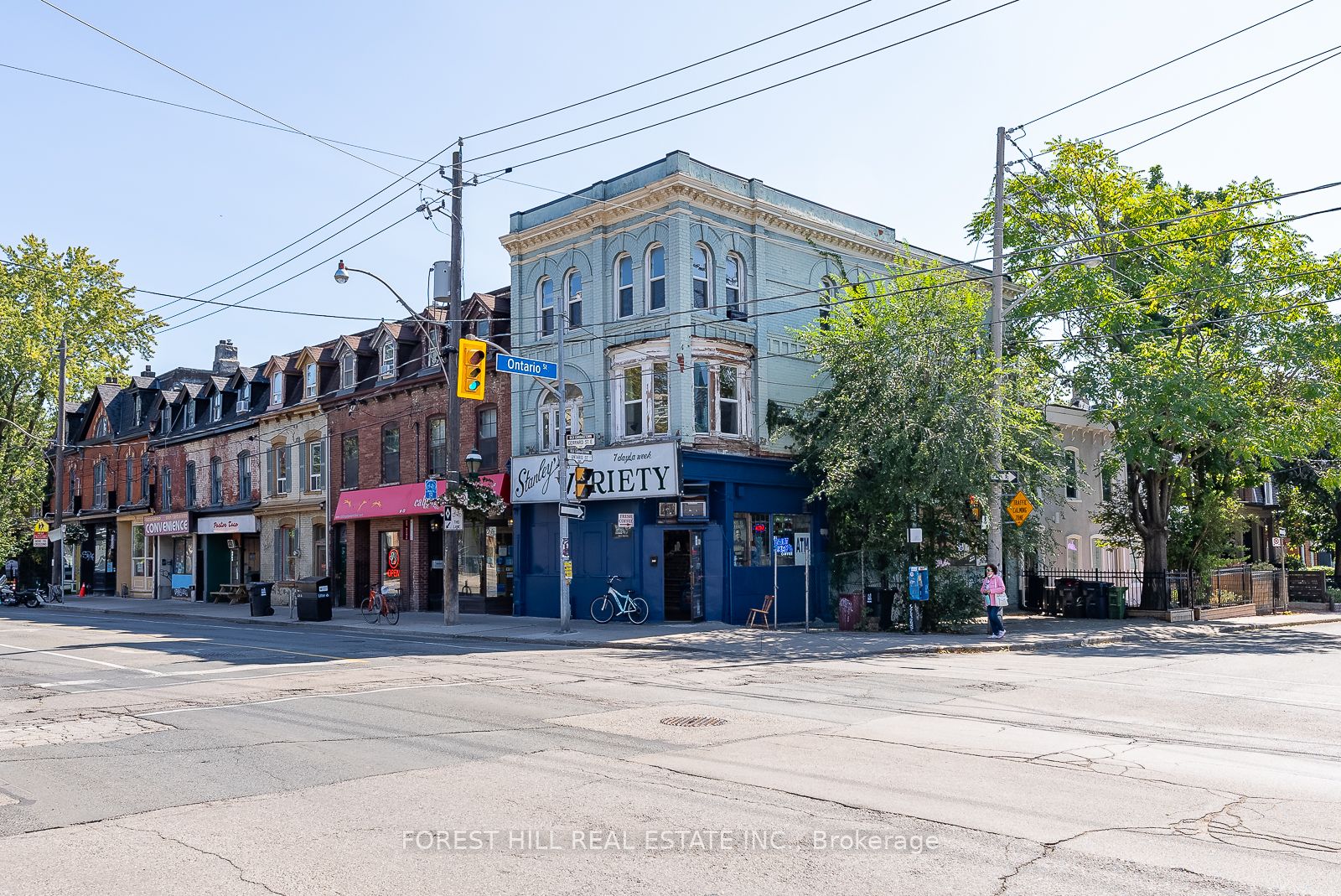 Store W/Apt/Office house for sale at 237 Gerrard St Toronto Ontario
