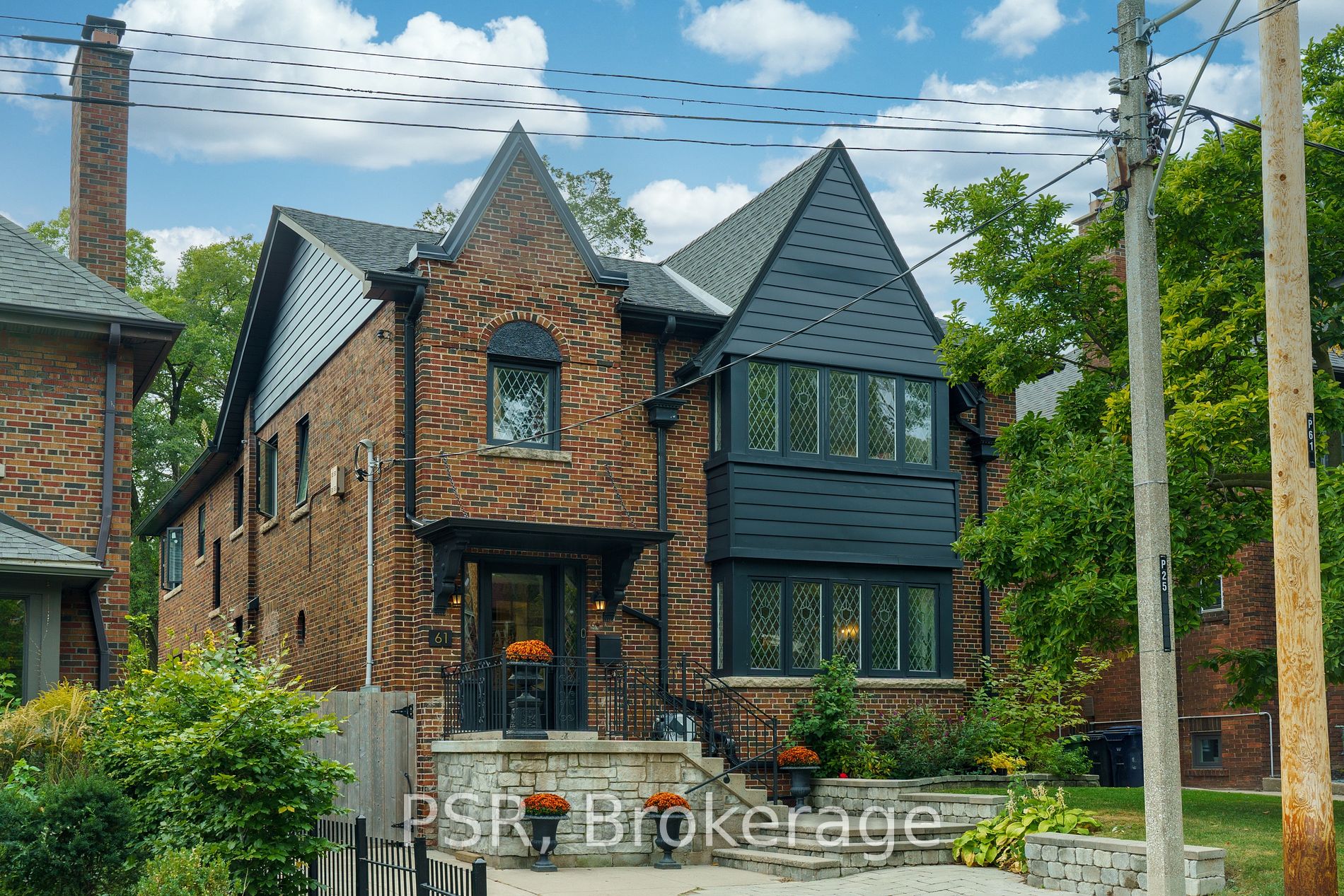 Detached house for sale at 61 Burnside Dr Toronto Ontario