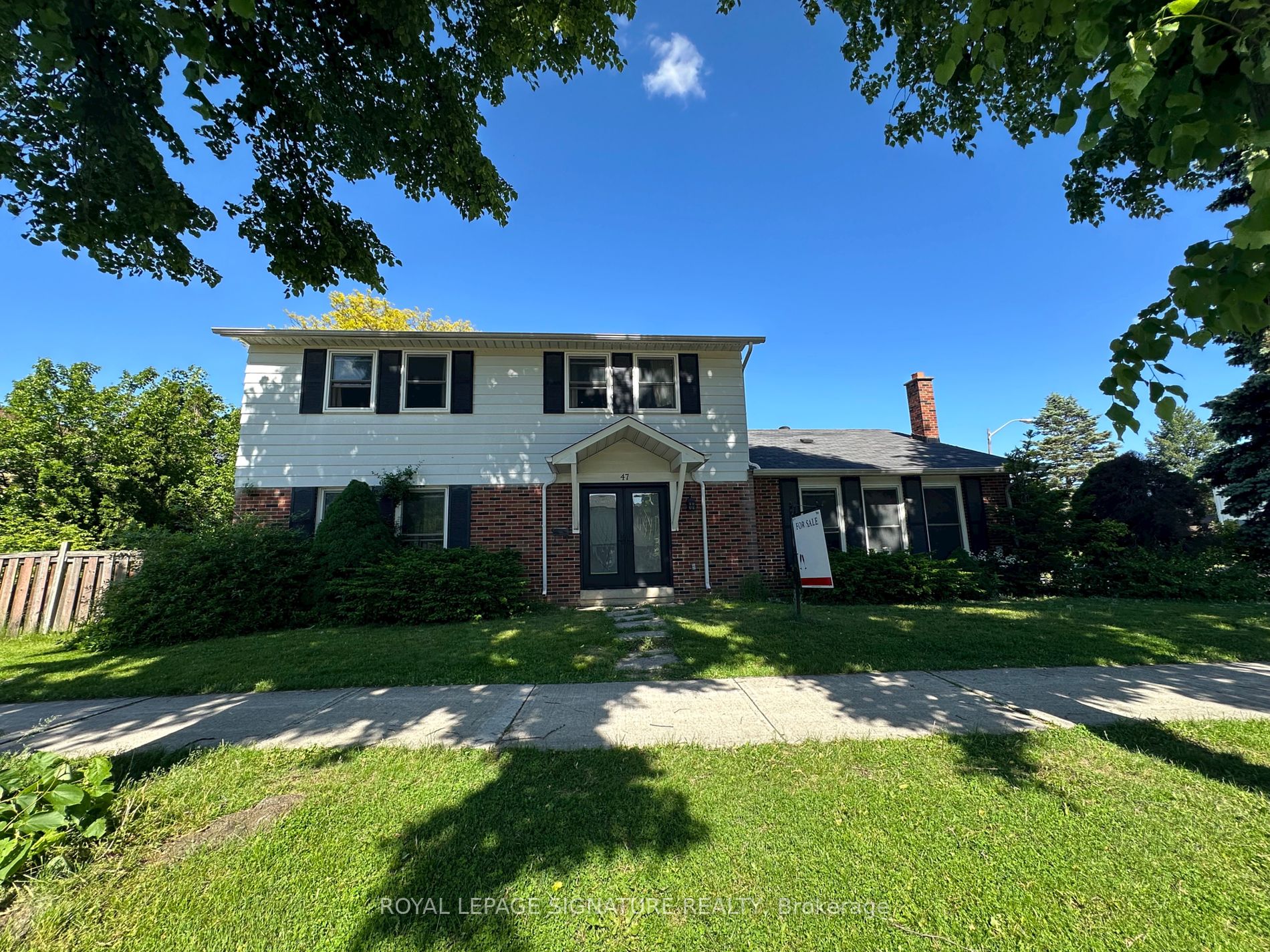 Detached house for sale at 47 Avonwick Gate E Toronto Ontario