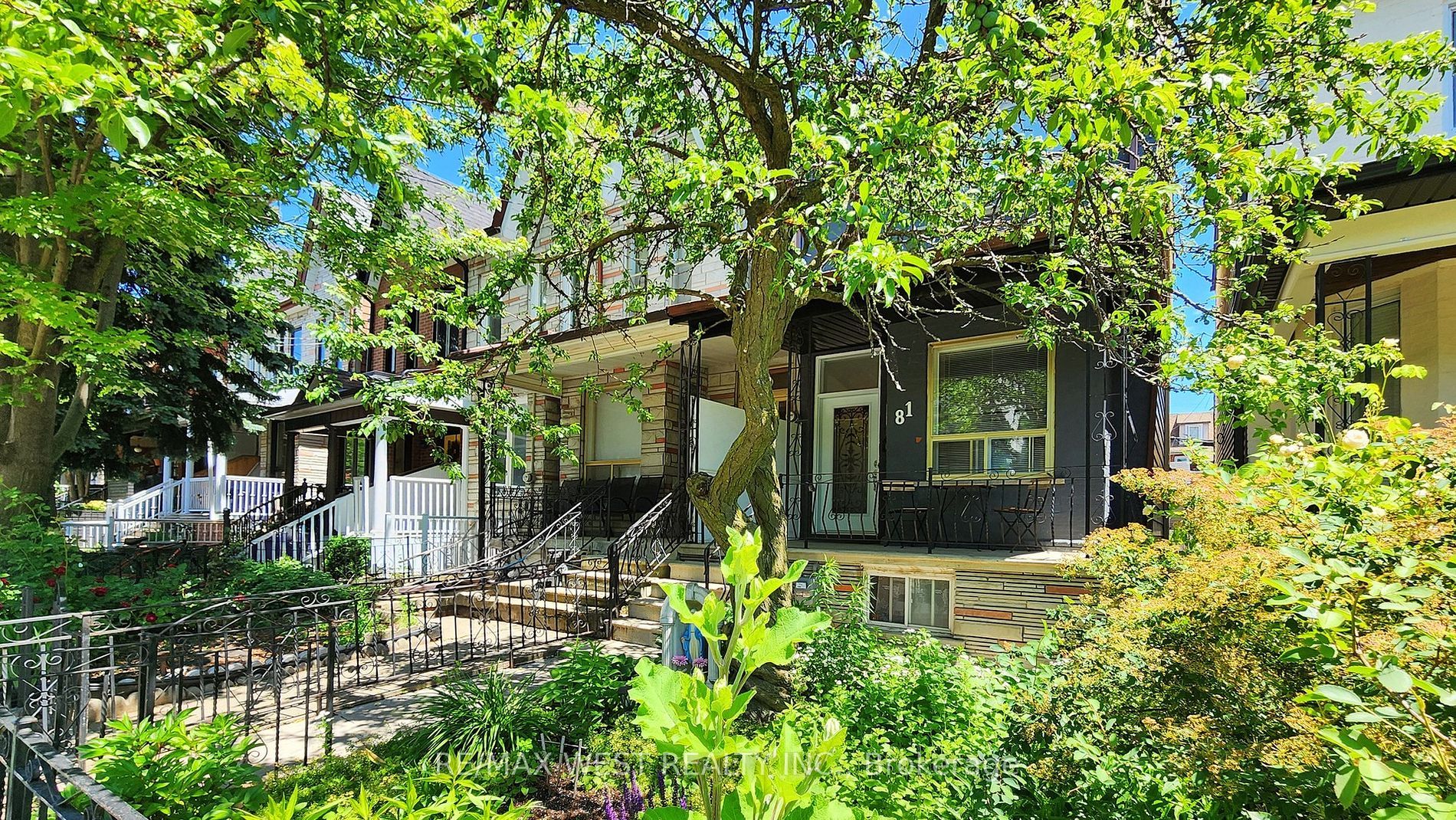 Att/Row/Twnhouse house for sale at 81 Montrose Ave Toronto Ontario