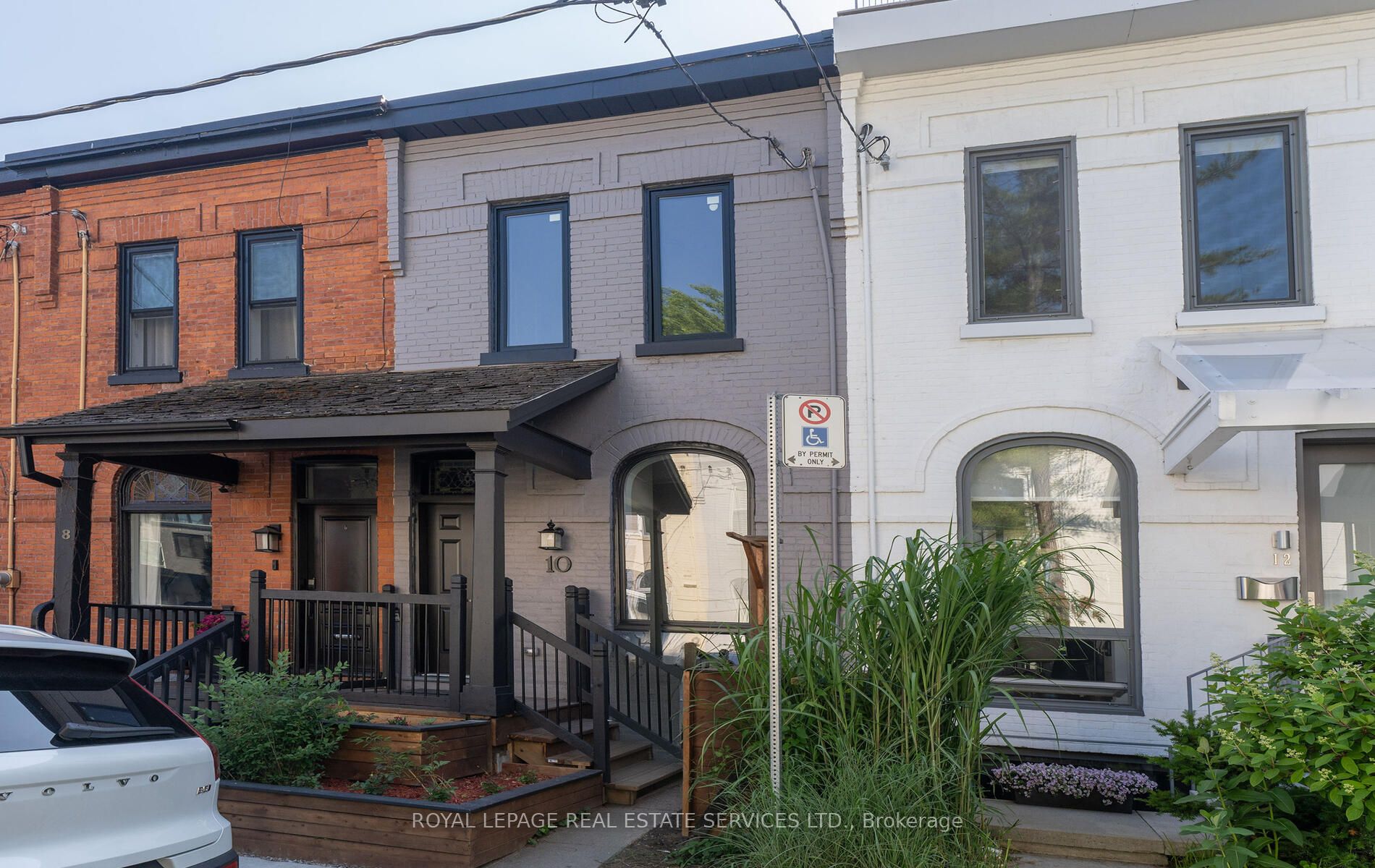 Att/Row/Twnhouse house for sale at 10 Tacoma Ave Toronto Ontario