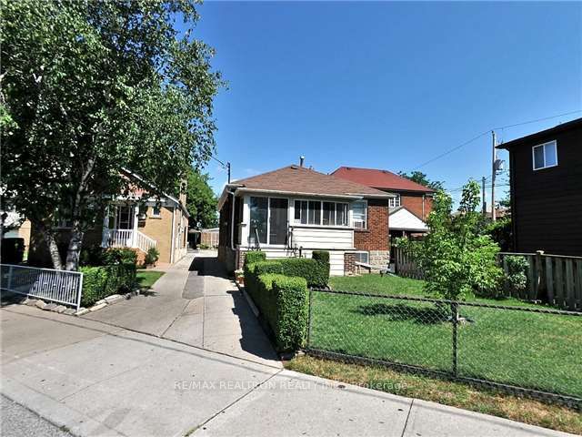Detached house for sale at 471 Vaughan Rd Toronto Ontario