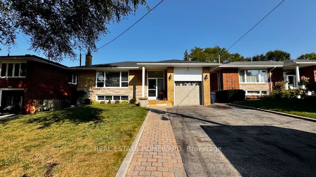 Detached house for sale at 12 Kenewen Crt Toronto Ontario