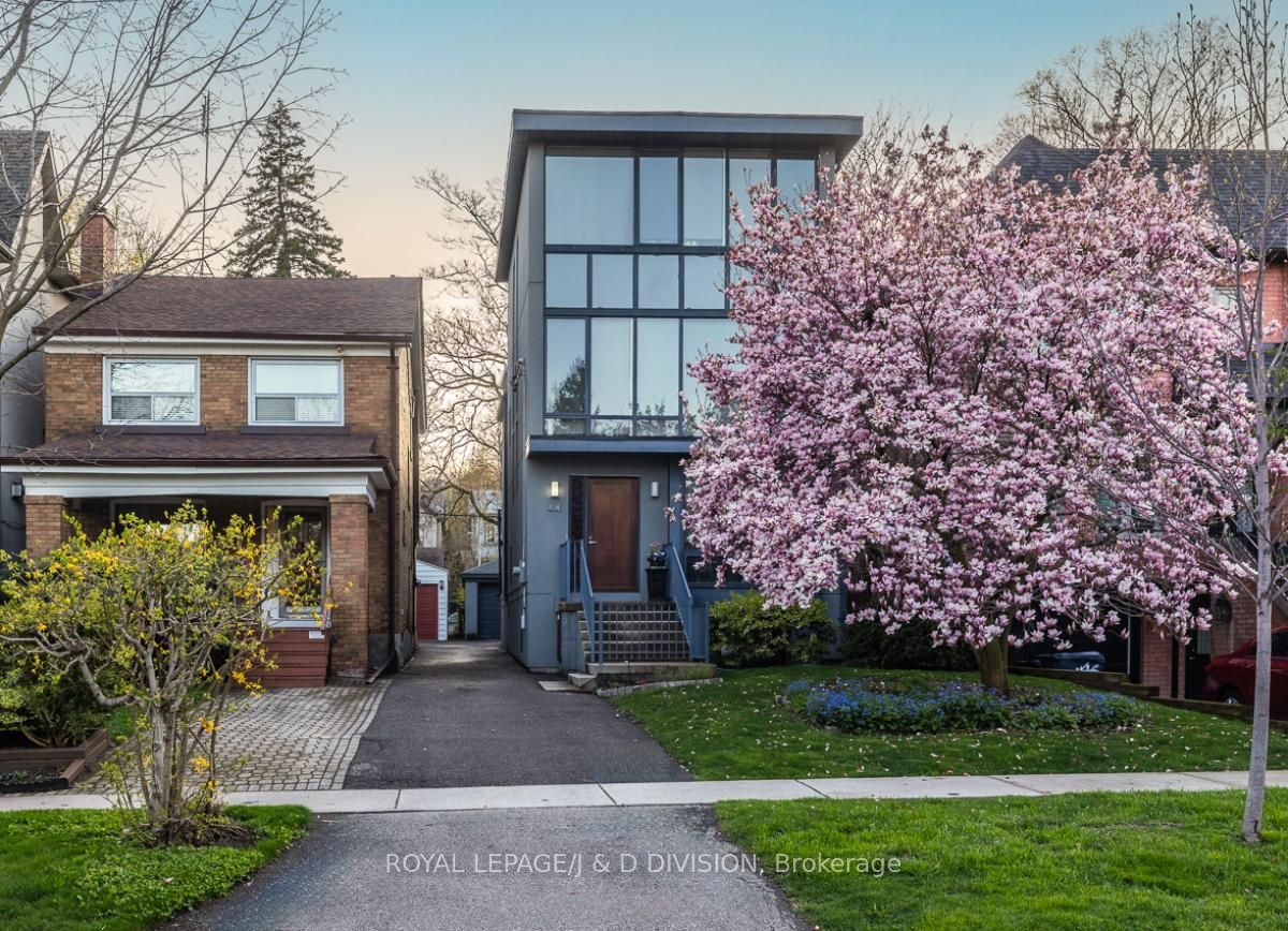 Detached house for sale at 44 Standish Ave Toronto Ontario