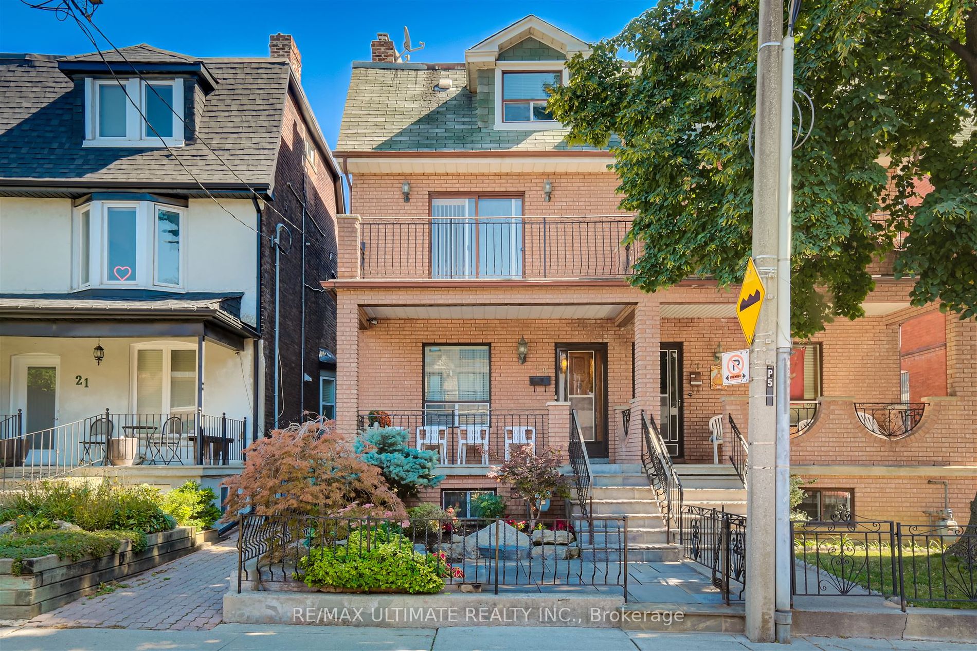 Semi-Detached house for sale at 19 Grace St Toronto Ontario