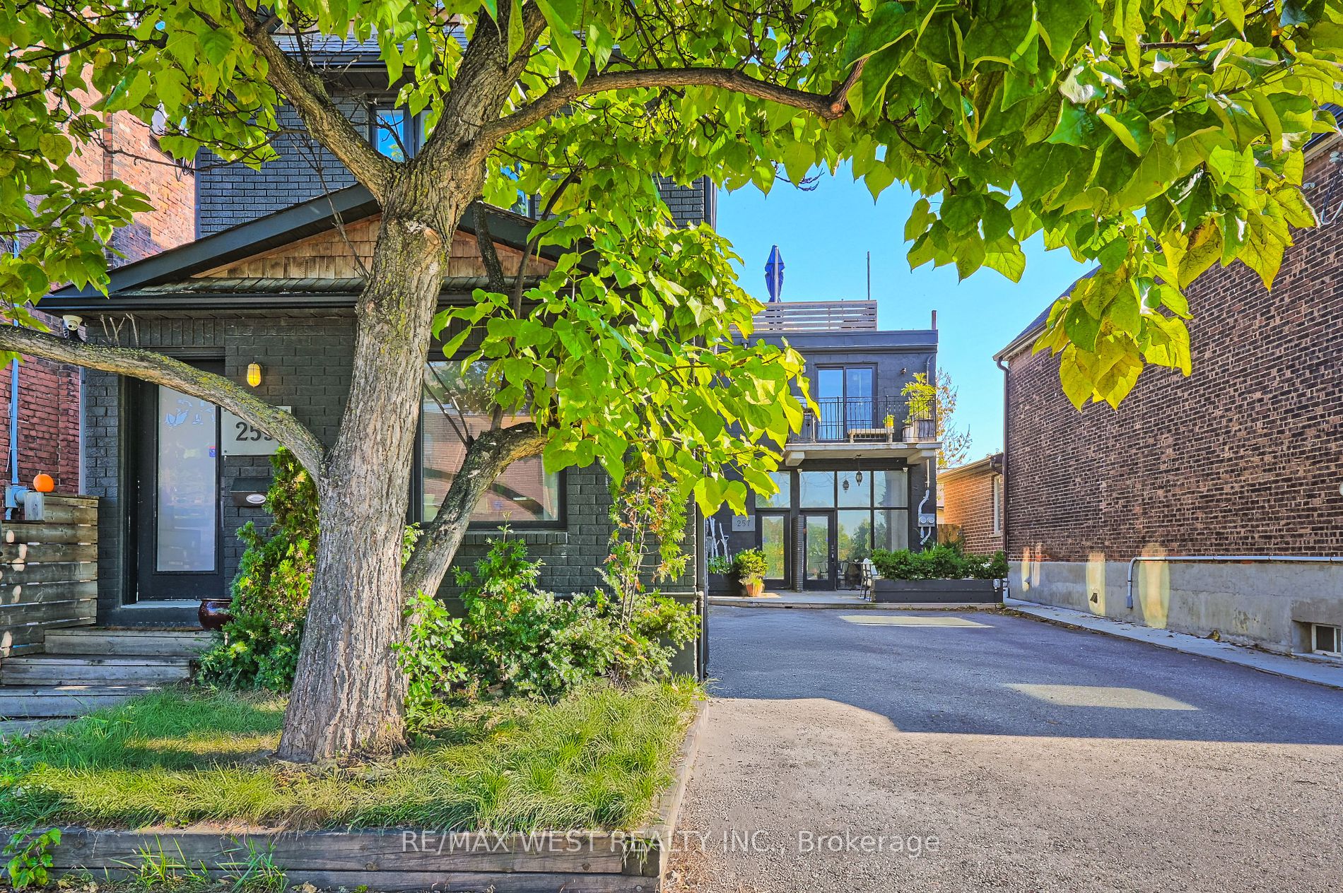 Detached house for sale at 259 Oakwood Ave Toronto Ontario