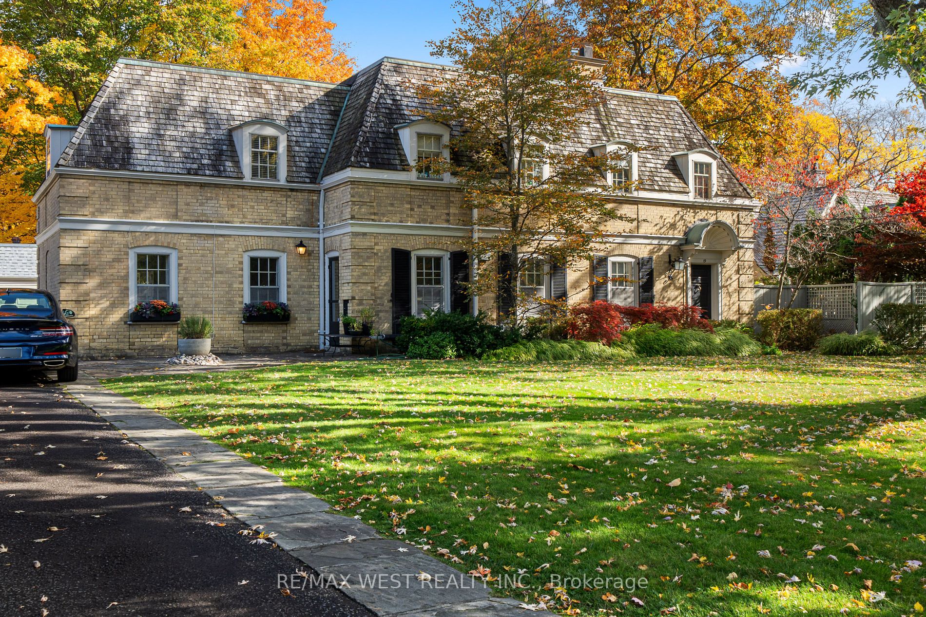 Detached house for sale at 19 Hedgewood Rd Toronto Ontario