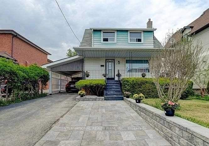 Detached house for sale at 8 Farrell Ave Toronto Ontario