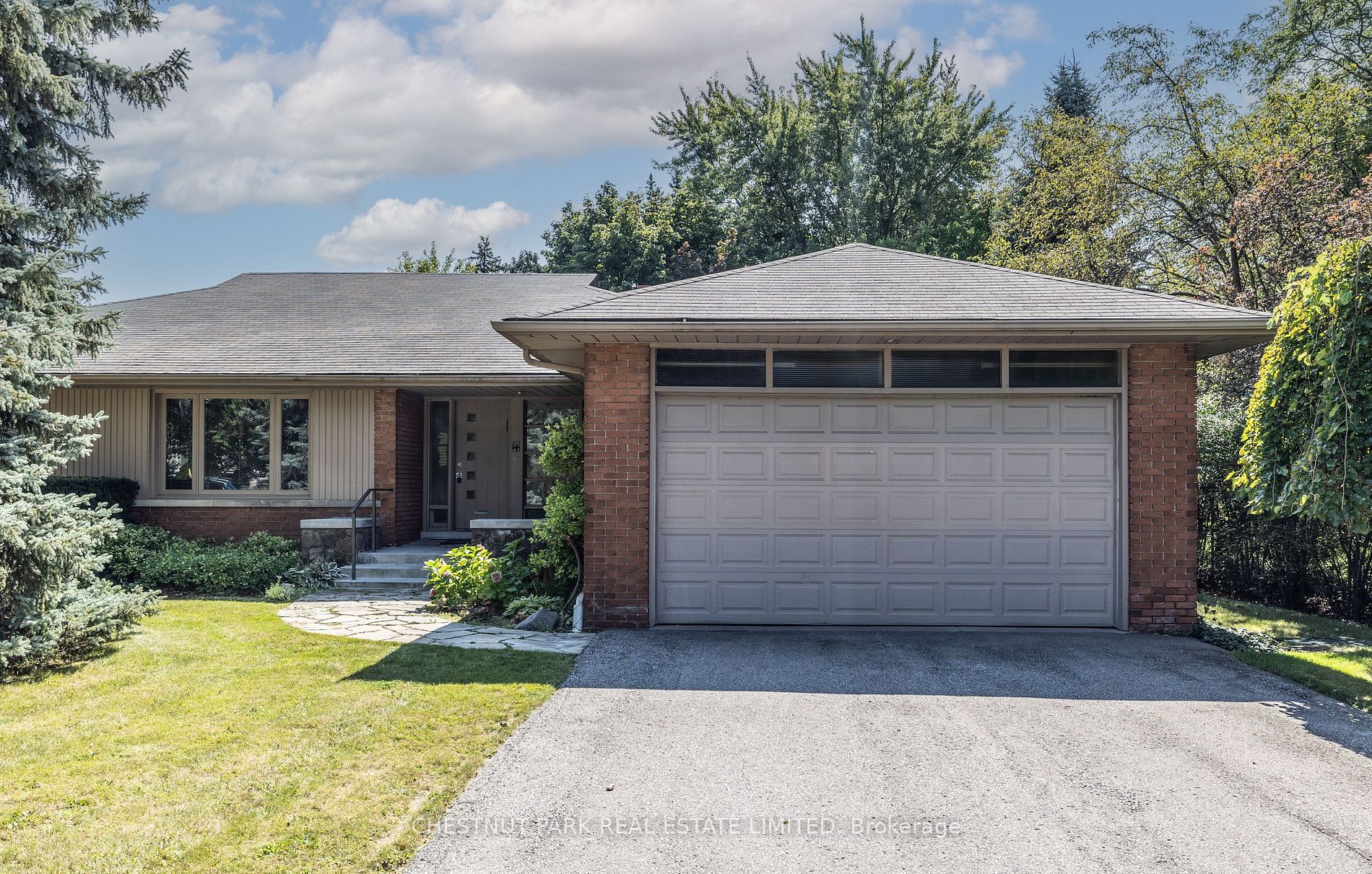 Detached house for sale at 14 Rollscourt Dr Toronto Ontario