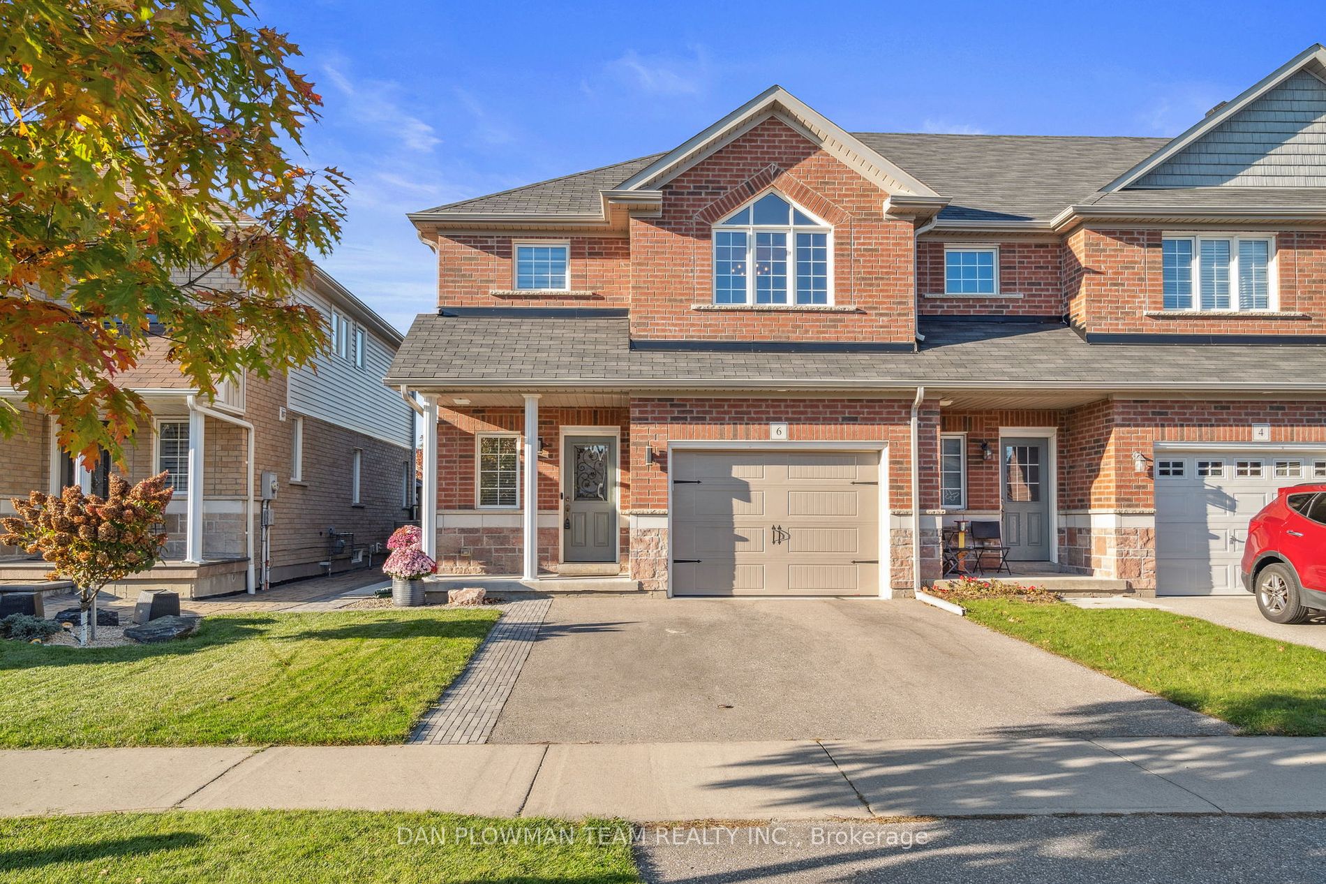 Att/Row/Twnhouse house for sale at 6 Page Pl Clarington Ontario