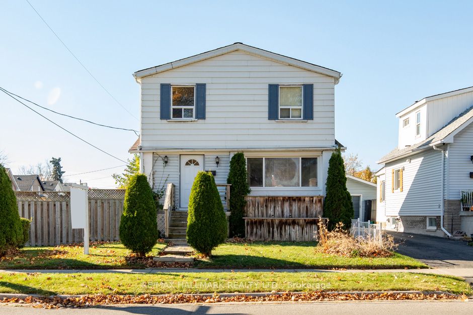 Detached house for sale at 126 Burk St Oshawa Ontario