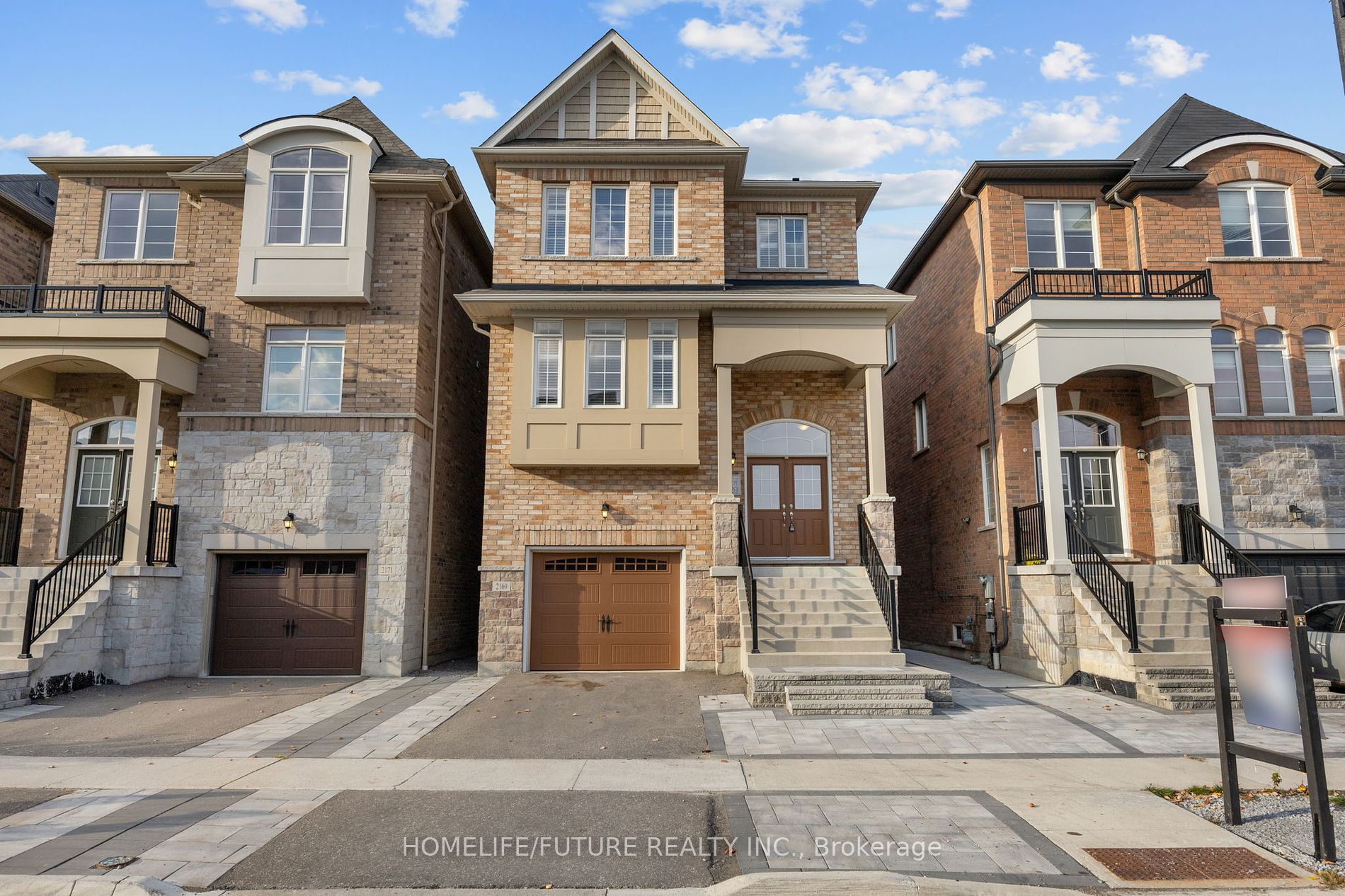 Detached house for sale at 2169 Saffron Dr Pickering Ontario