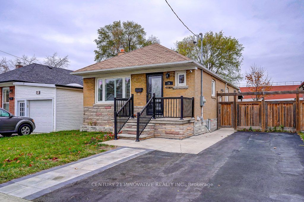 Detached house for sale at 24 Leahurst Dr Toronto Ontario