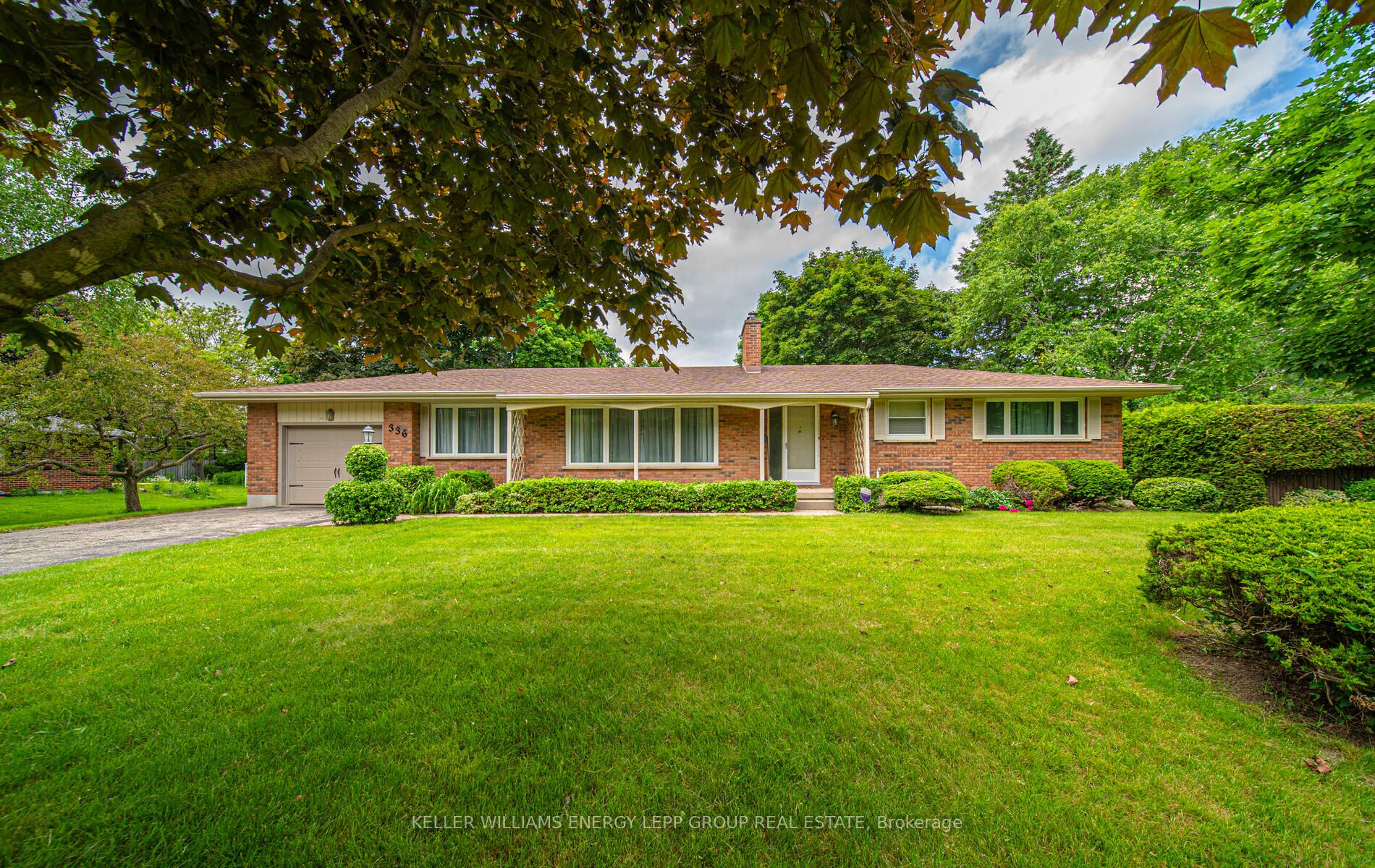 Detached house for sale at 336 Conlin Rd E Oshawa Ontario