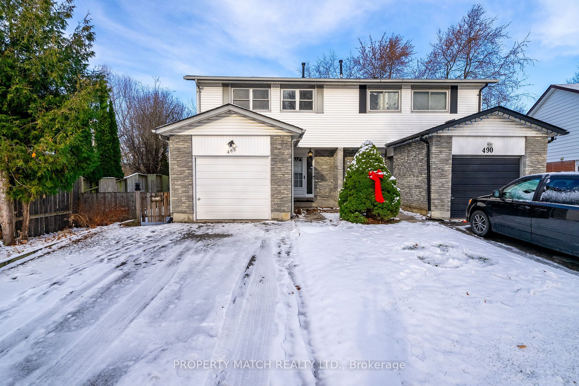 Semi-Detached house for sale at 488 Lanark Dr Oshawa Ontario