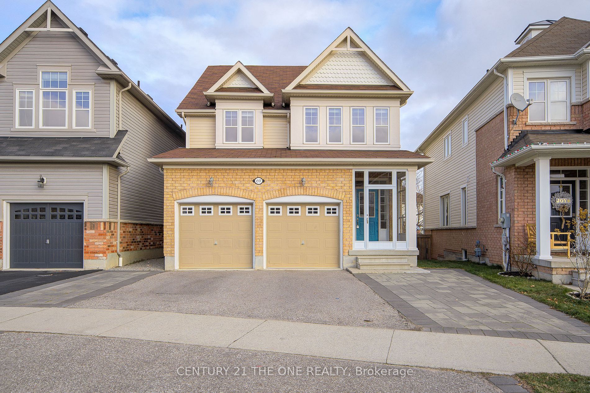 Detached house for sale at 69 James Govan Dr Whitby Ontario