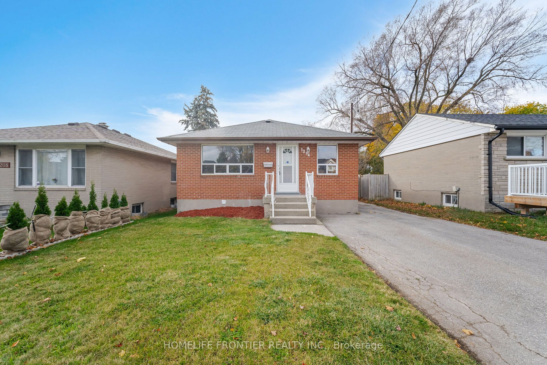 Detached house for sale at 1204 Simcoe St S Oshawa Ontario