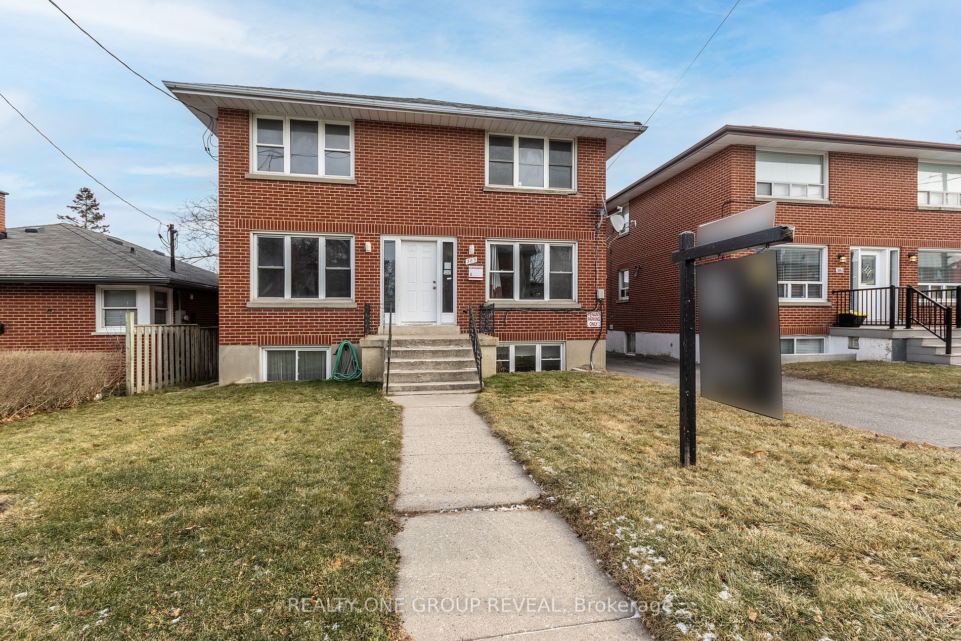 Triplex house for sale at 385 Mary St N Oshawa Ontario