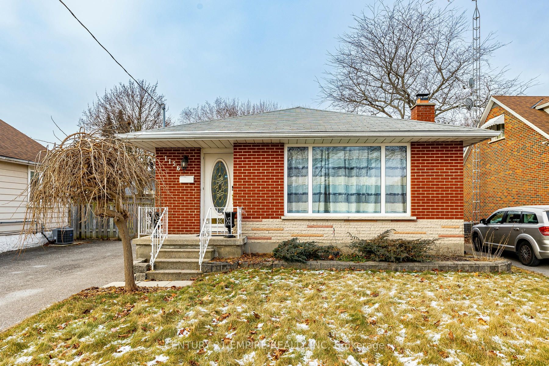 Detached house for sale at 1156 Somerville St Oshawa Ontario