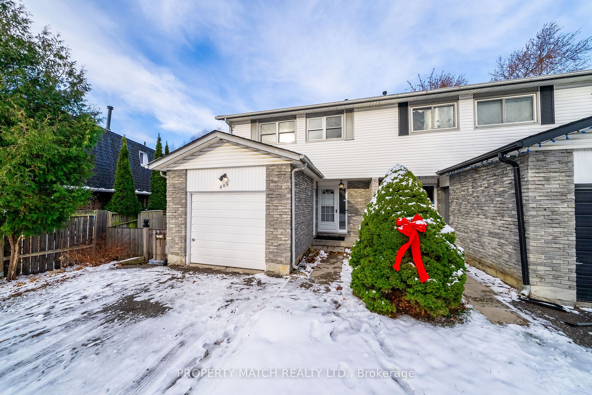 Semi-Detached house for sale at 488 Lanark Dr Oshawa Ontario