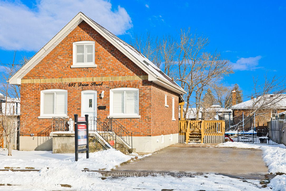 Detached house for sale at 497 Drew St Oshawa Ontario