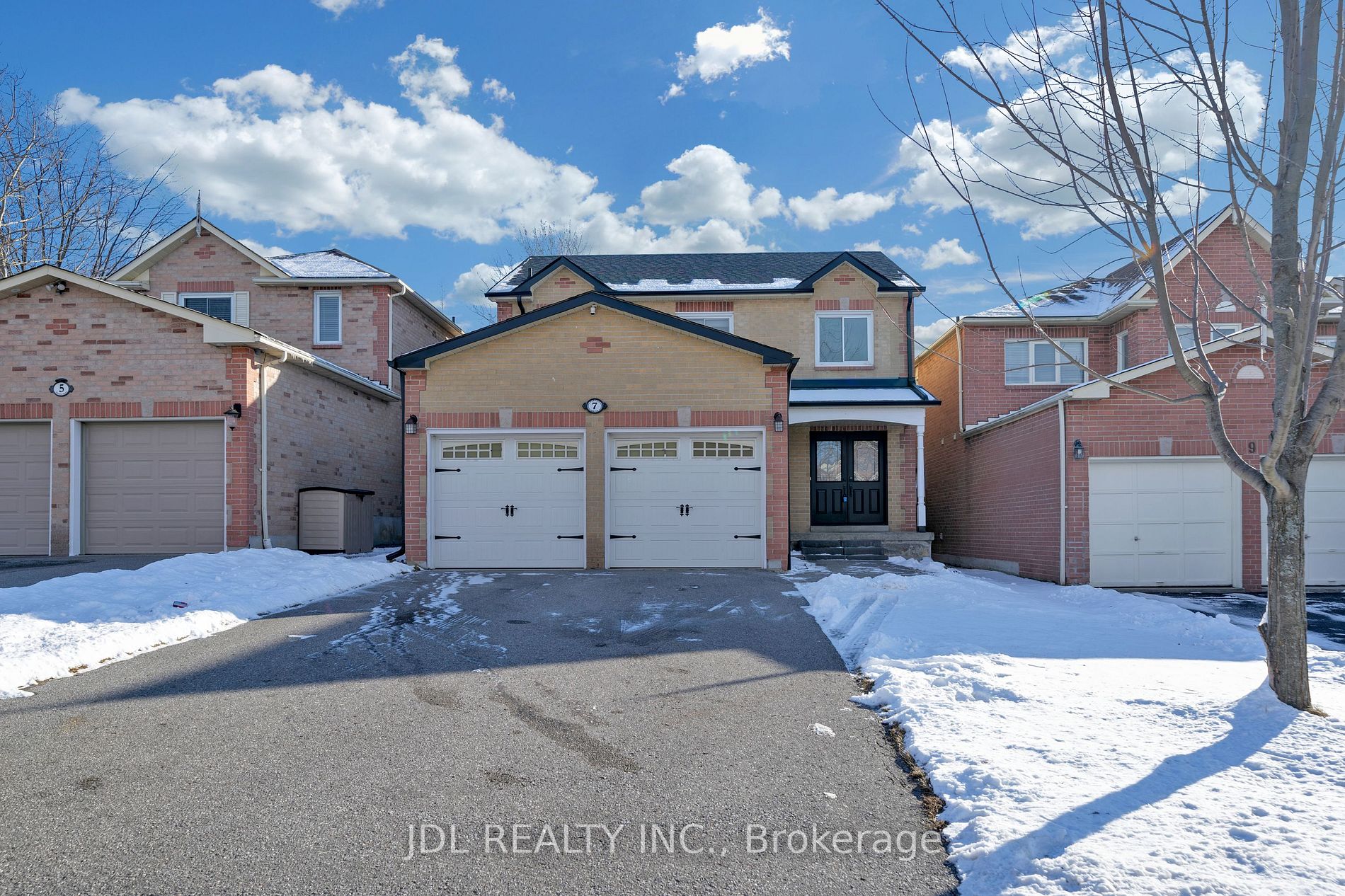 Detached house for sale at 7 Parkins Dr Ajax Ontario