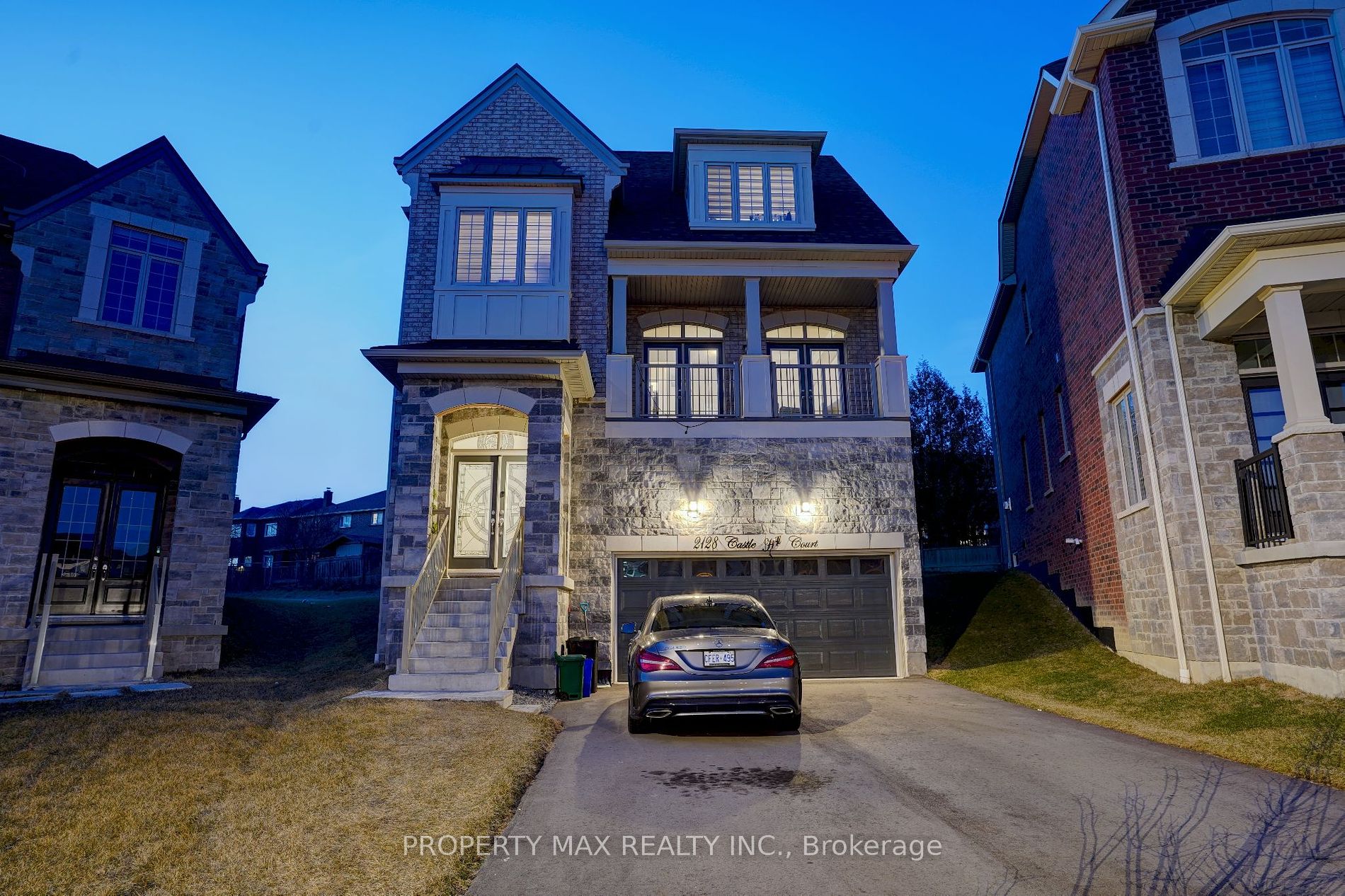 Detached house for sale at 2128 Castle Hill Crt Pickering Ontario