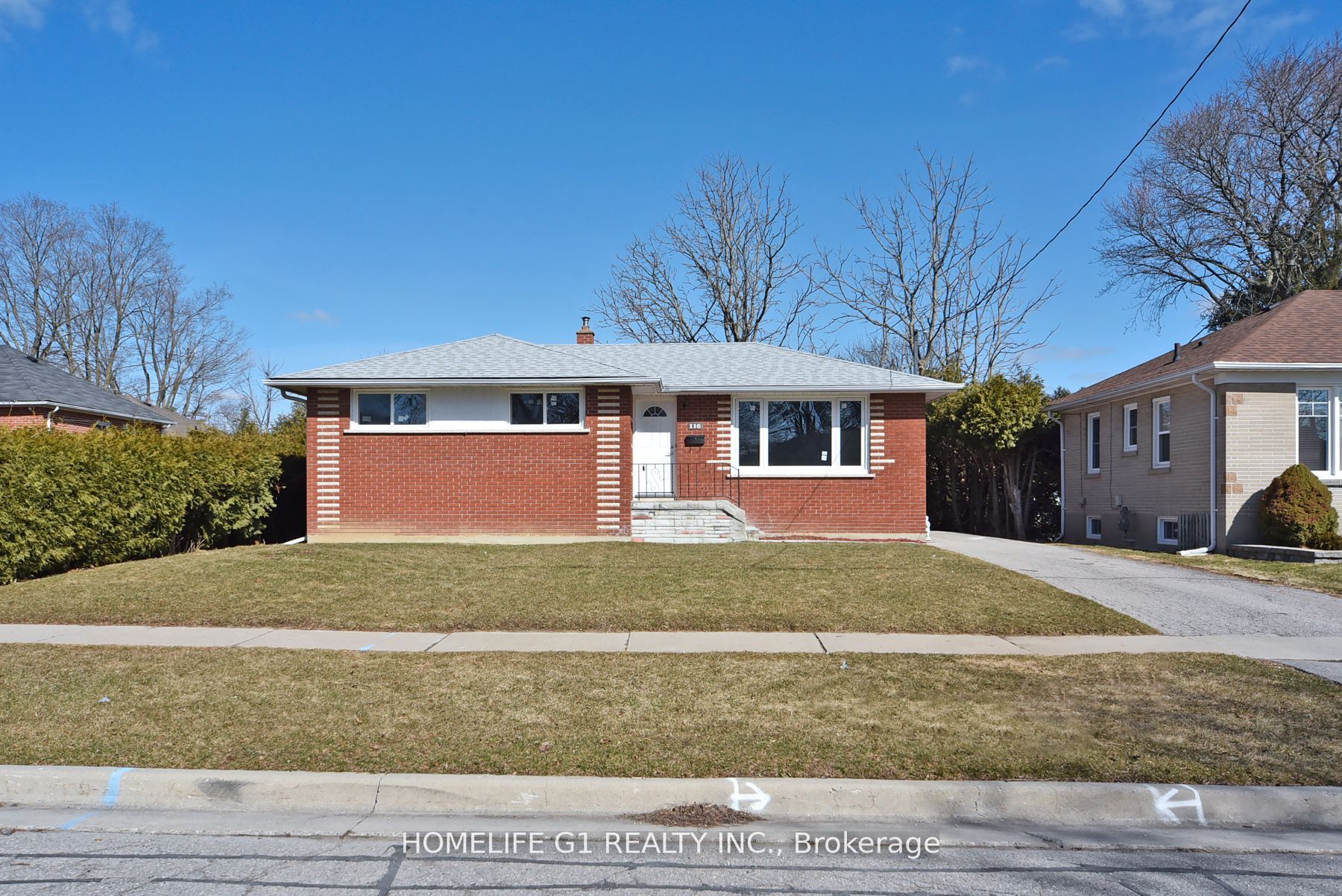 Detached house for sale at 116 Pontiac Ave Oshawa Ontario