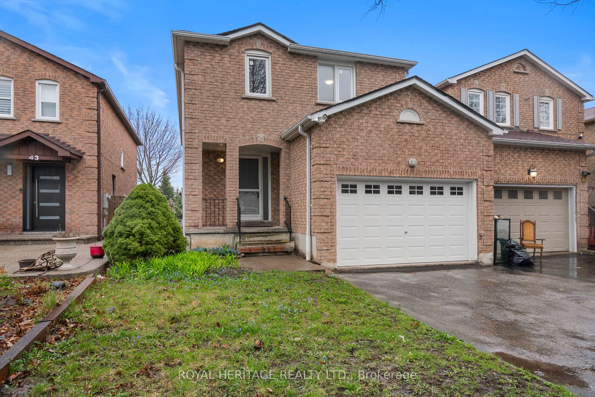 Detached house for sale at 45 Hewitt Cres Ajax Ontario