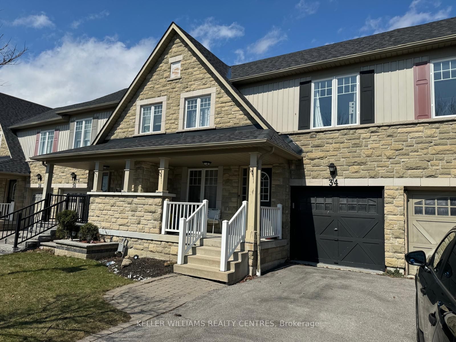 Att/Row/Twnhouse house for sale at 34 Haverhill Cres Whitby Ontario