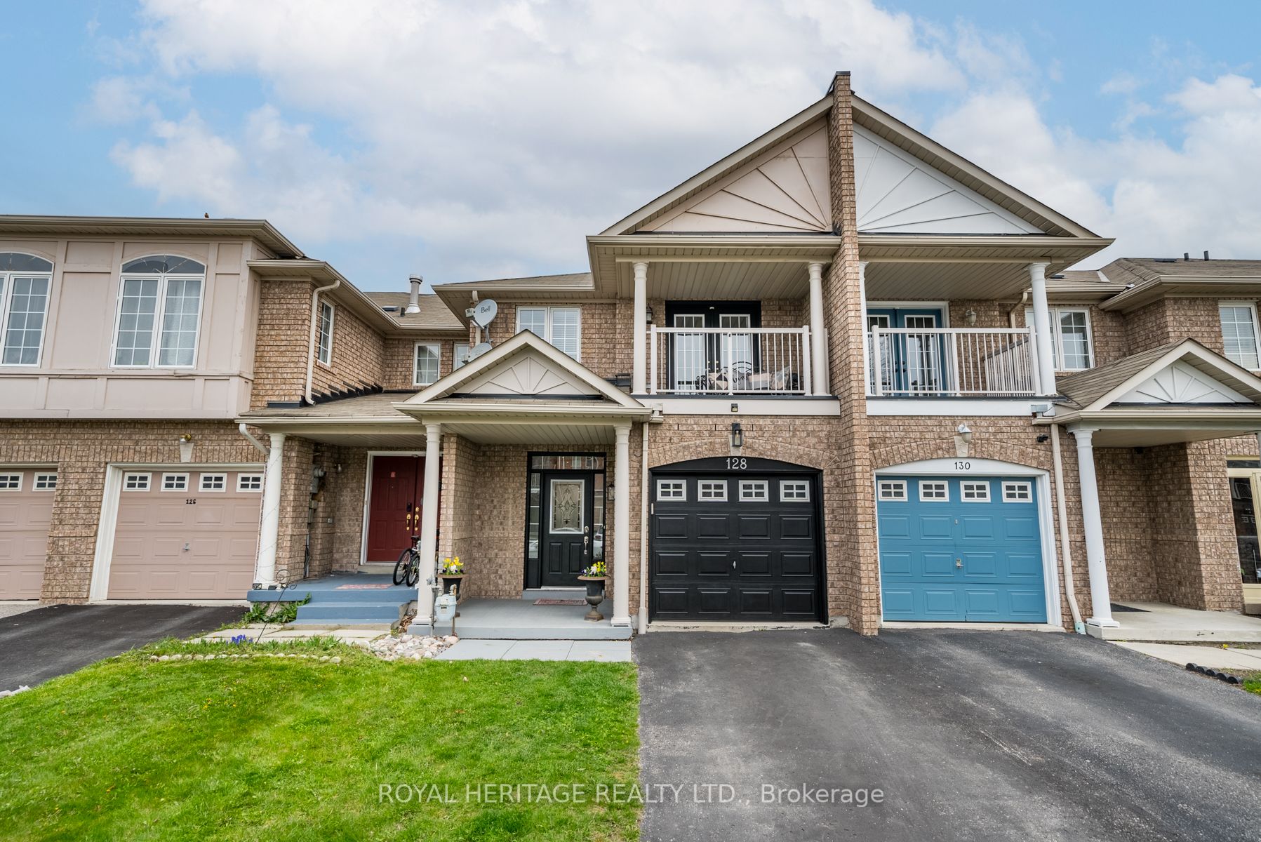 Att/Row/Twnhouse house for sale at 128 Angier Cres Ajax Ontario