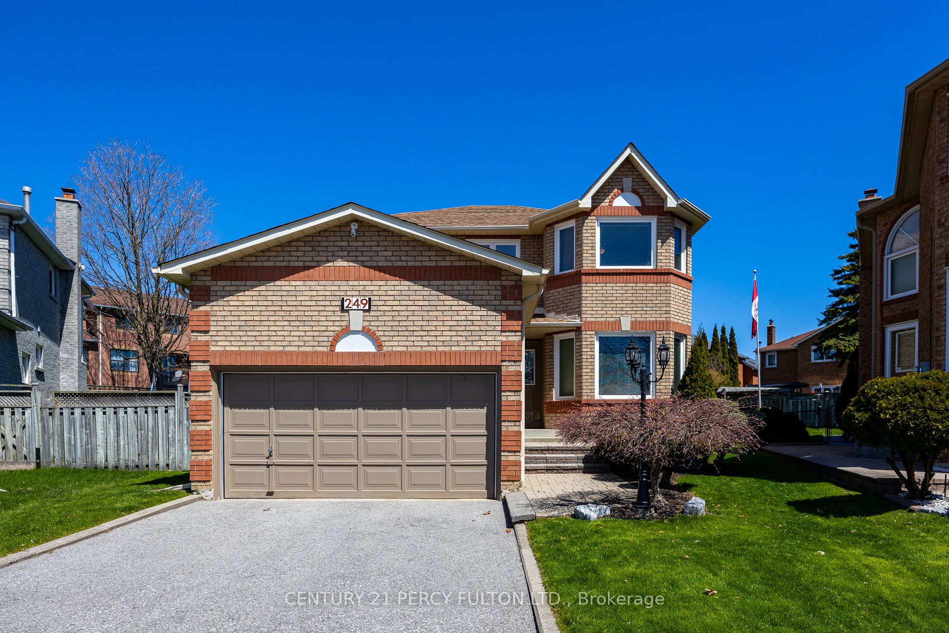 Detached house for sale at 249 Mossbrook Sq Pickering Ontario