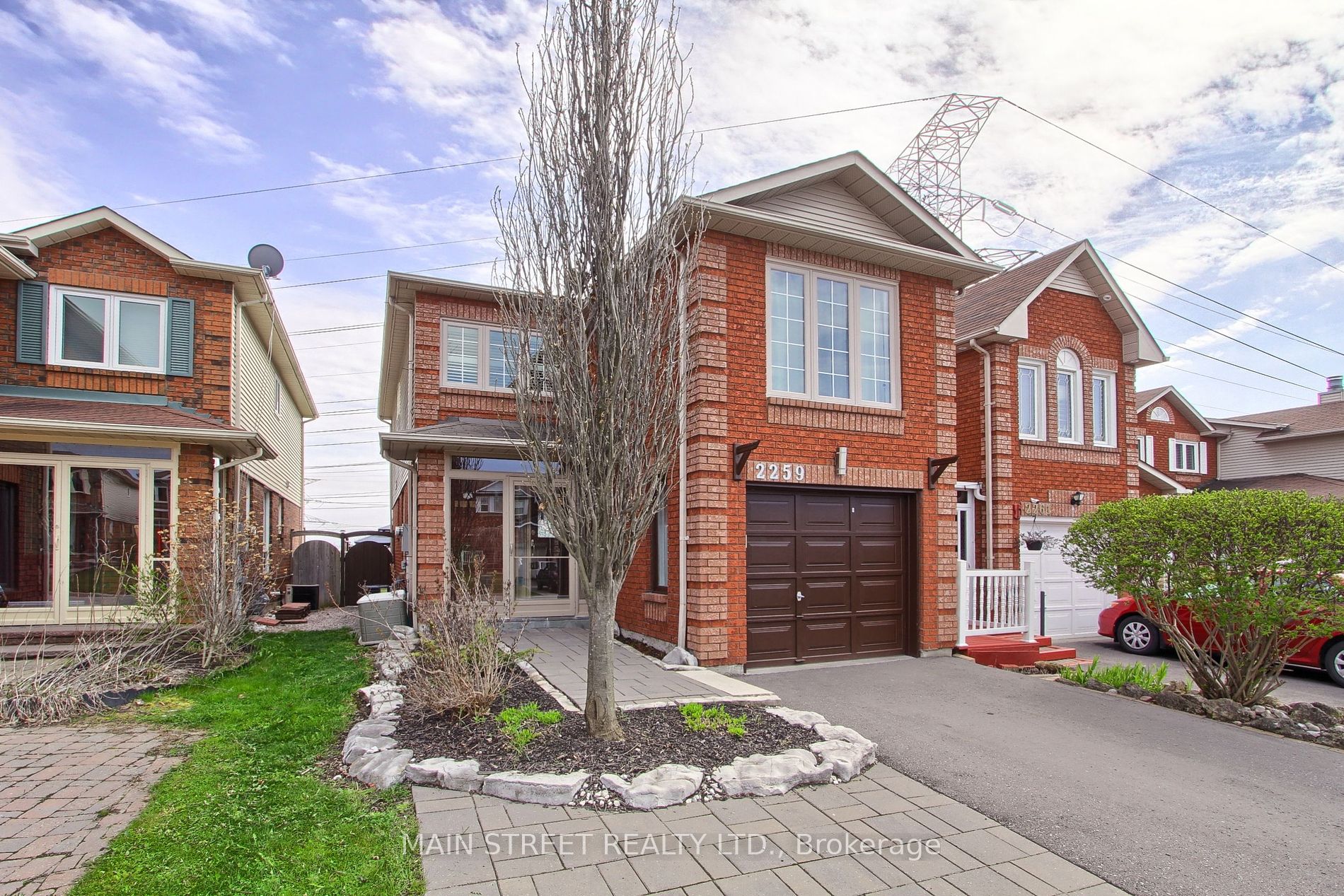 Att/Row/Twnhouse house for sale at 2259 Wildwood Cres Pickering Ontario