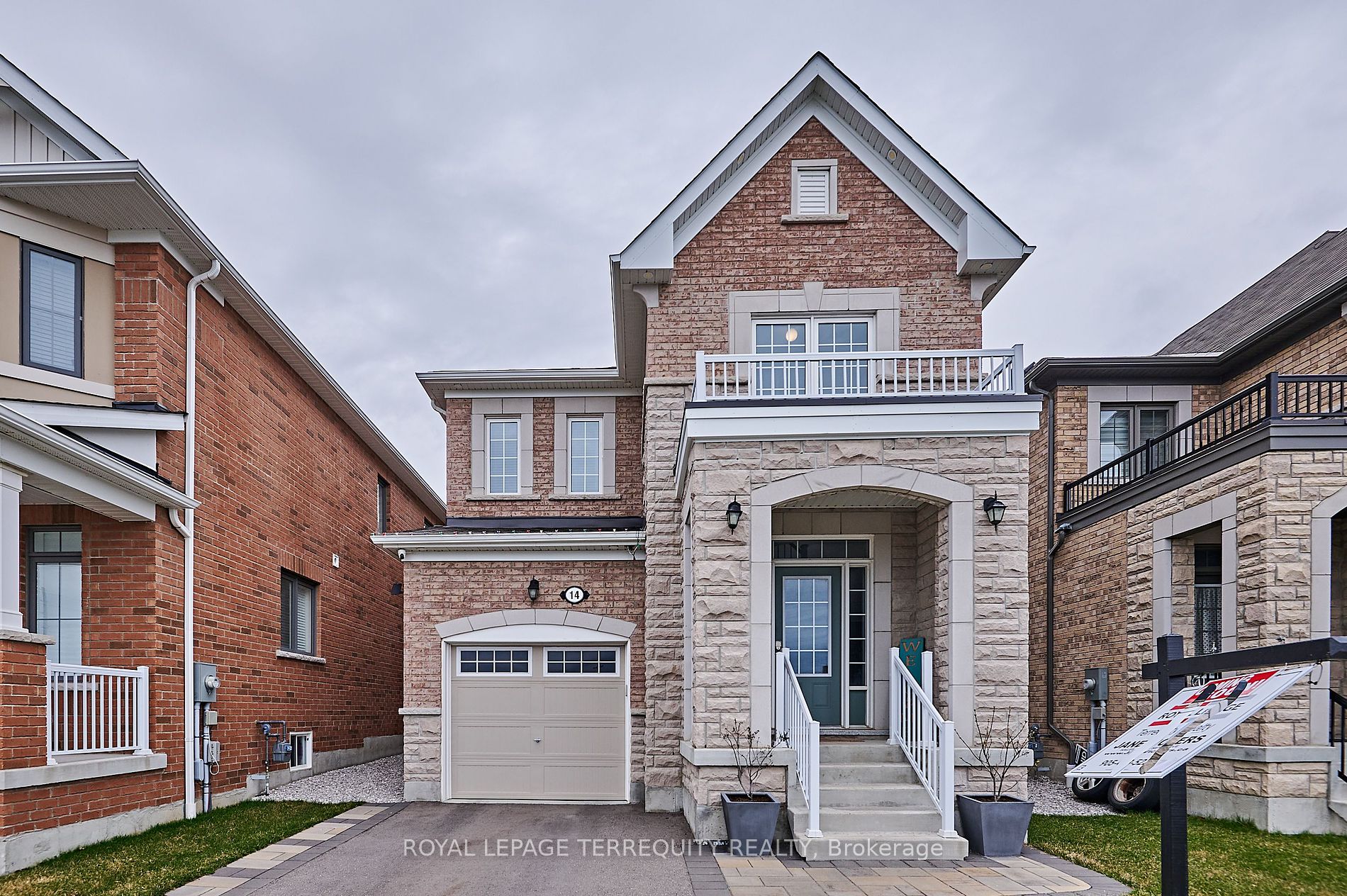 Detached house for sale at 14 Westfield Dr Whitby Ontario
