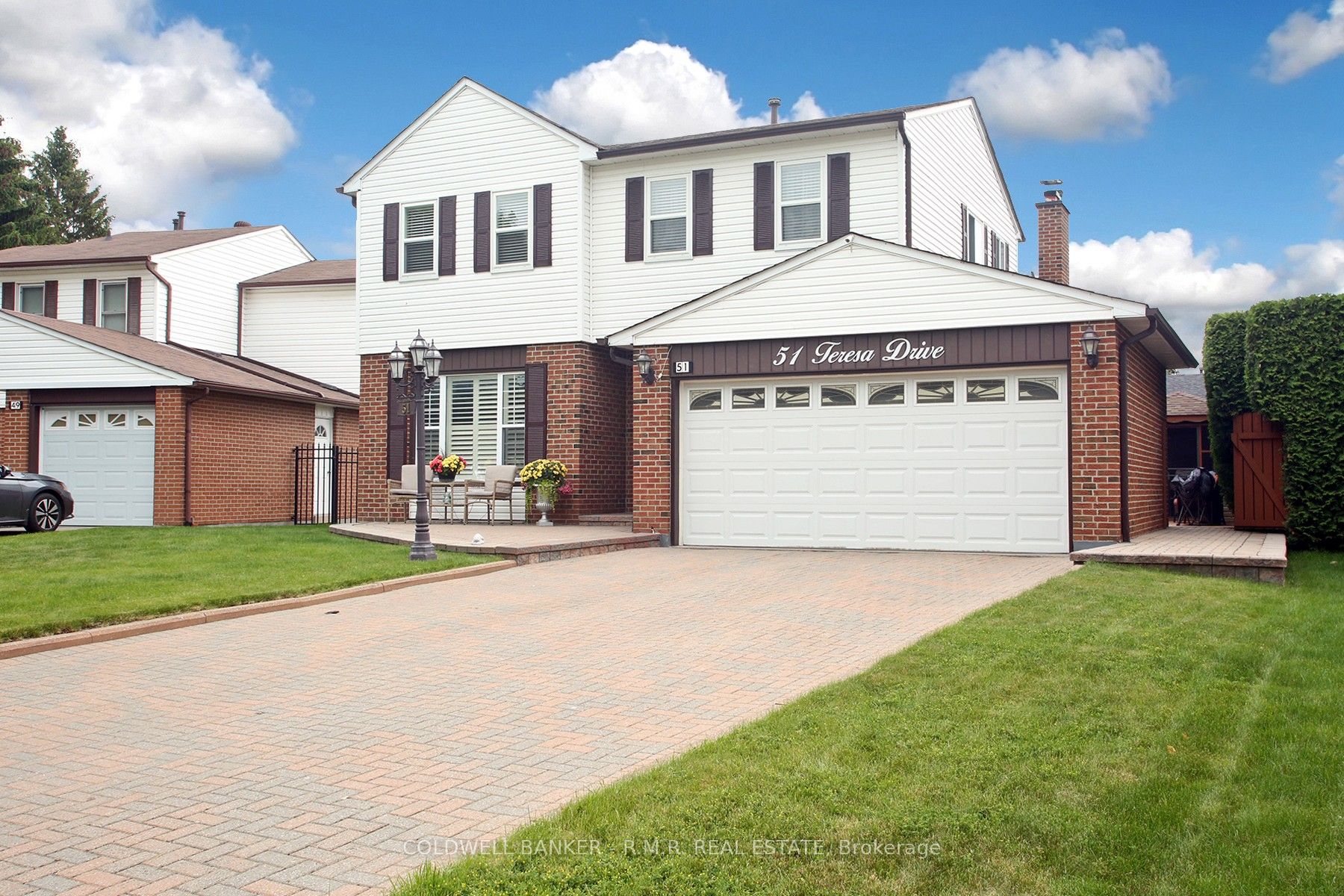 Detached house for sale at 51 Teresa Dr Whitby Ontario