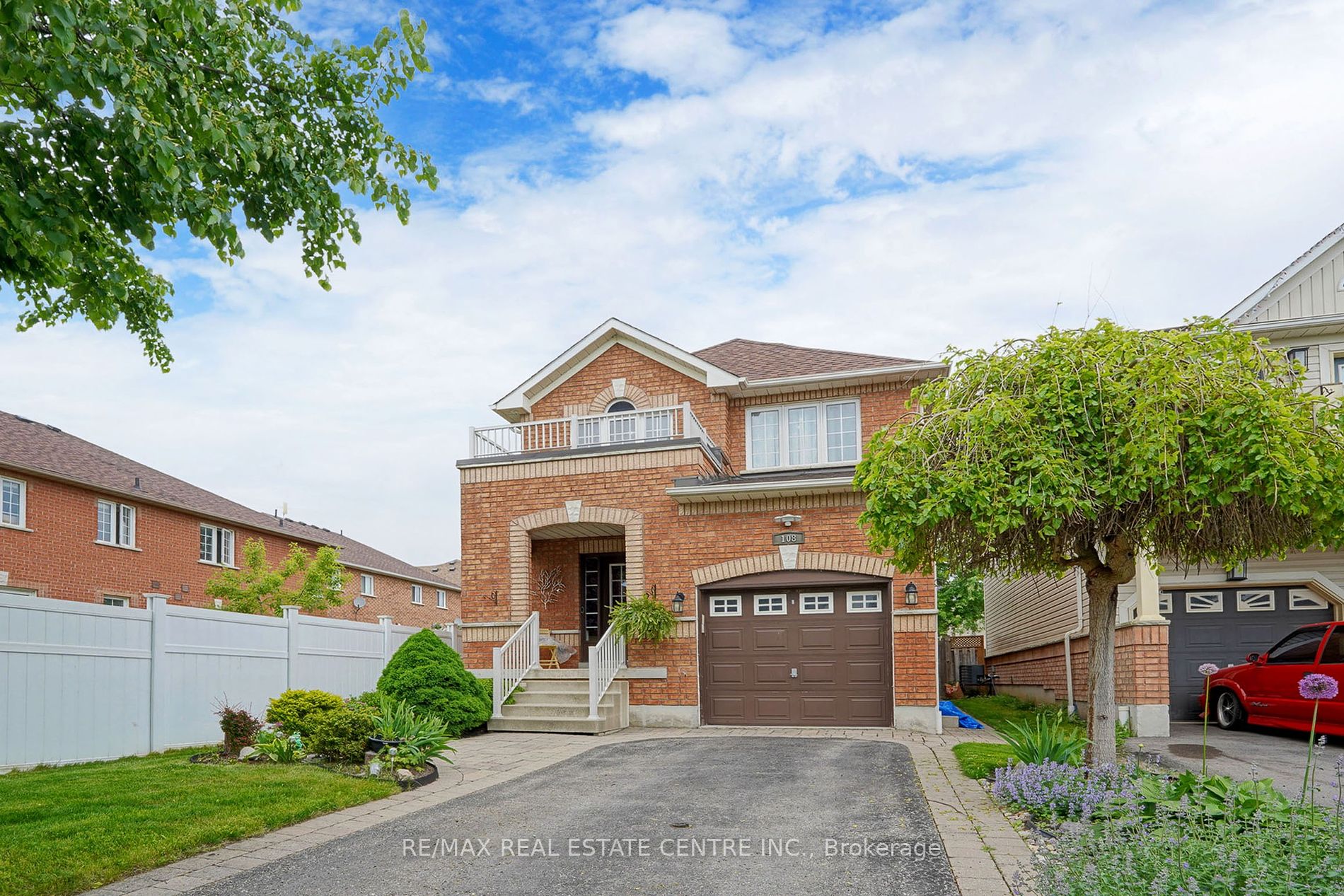 Detached house for sale at 108 Rich Cres Whitby Ontario