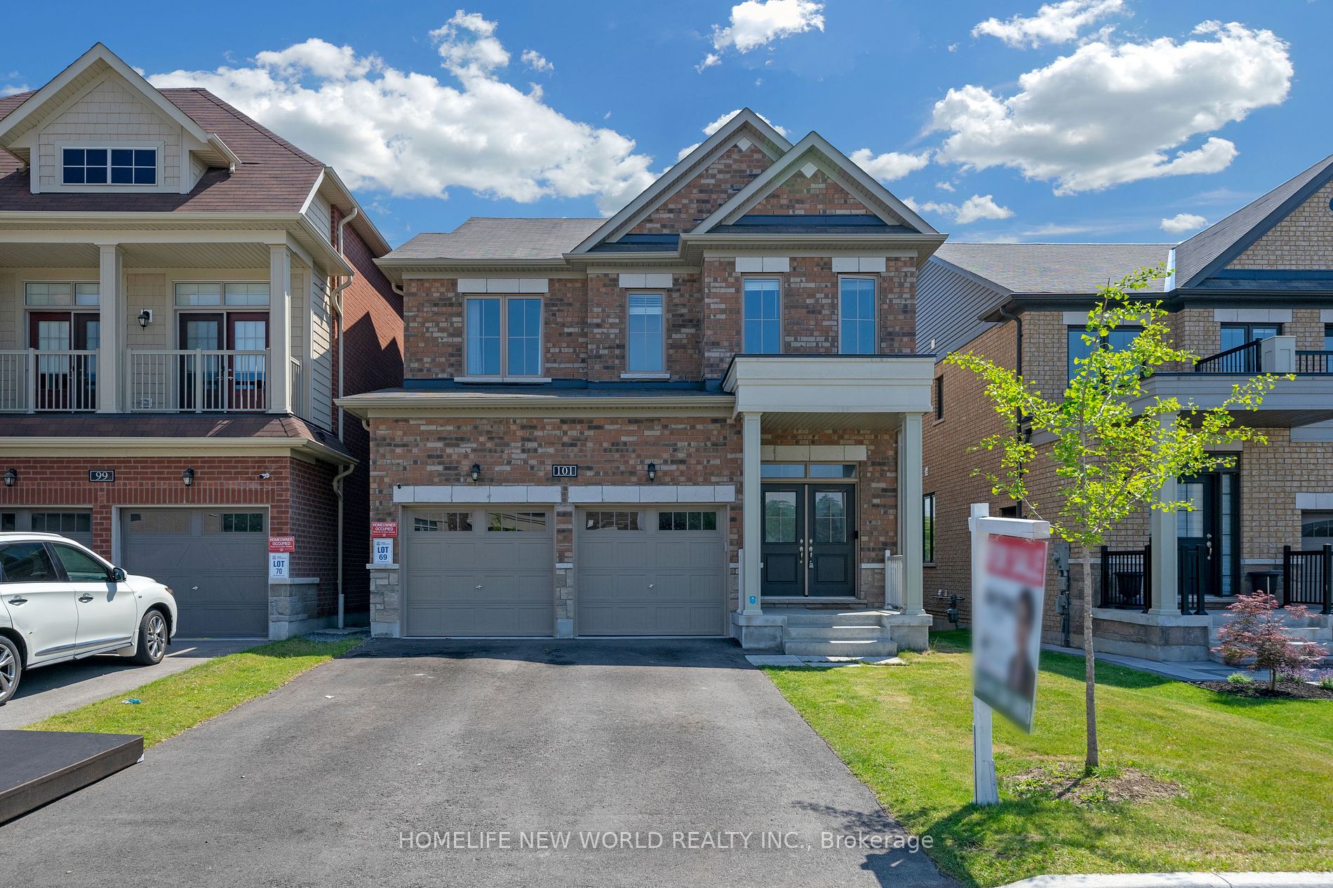 Detached house for sale at 101 Bremner St Whitby Ontario
