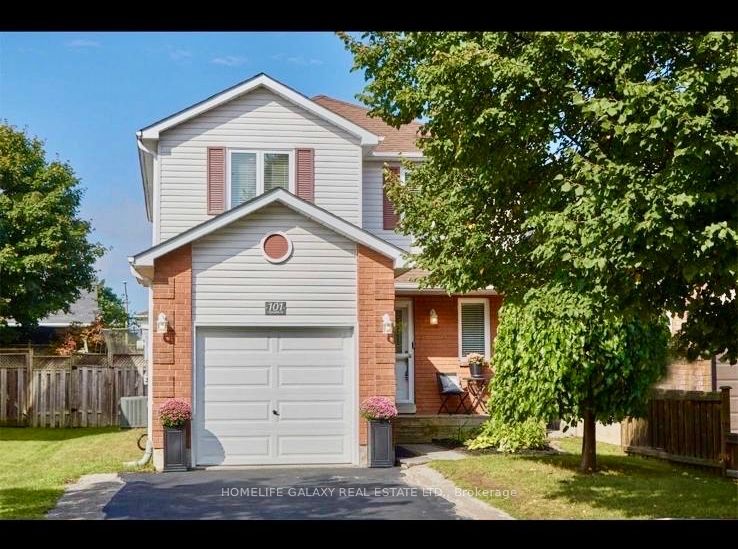 Link house for sale at 101 Champine Sq Clarington Ontario