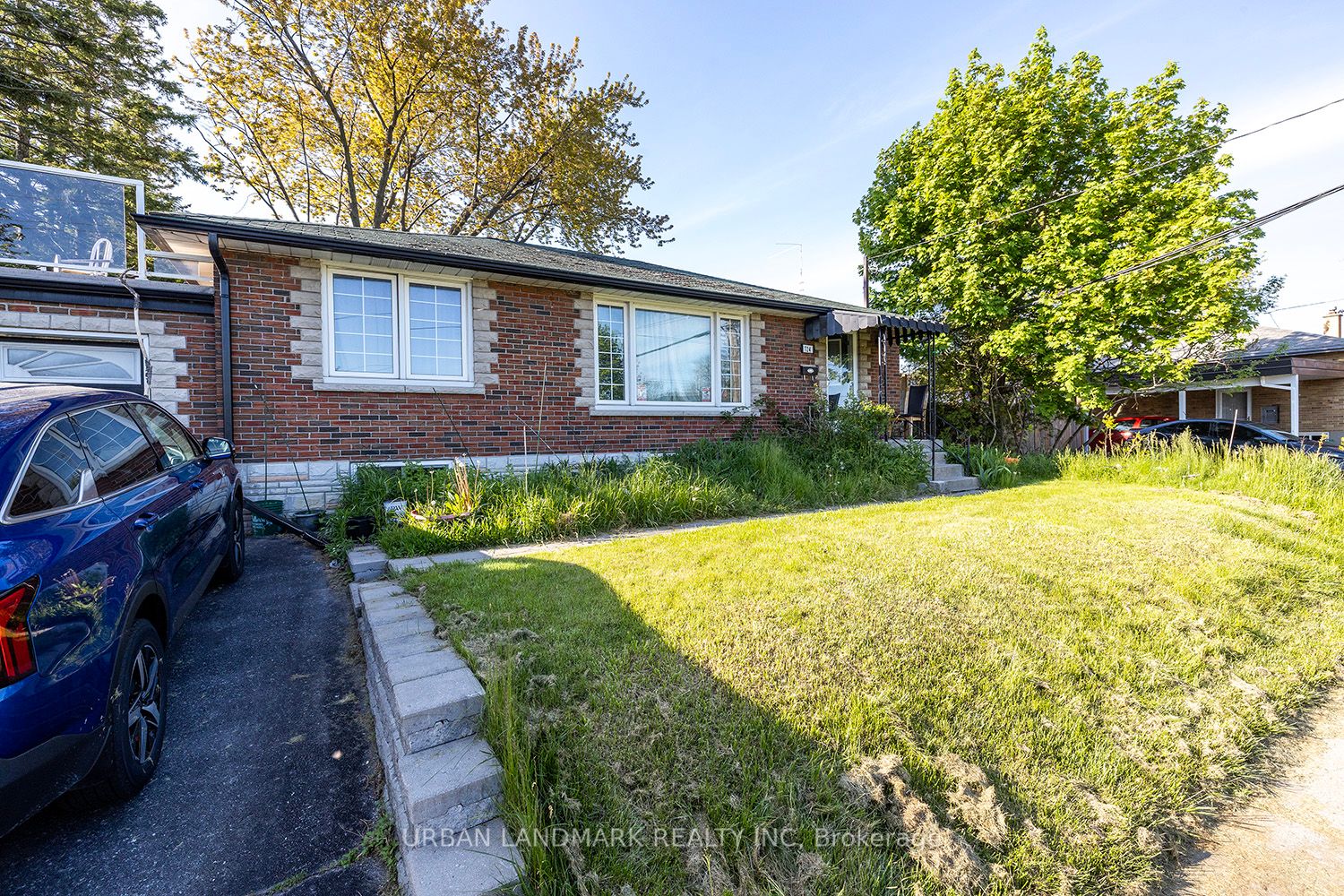 Detached house for sale at 724 Phillip Murray Ave Oshawa Ontario
