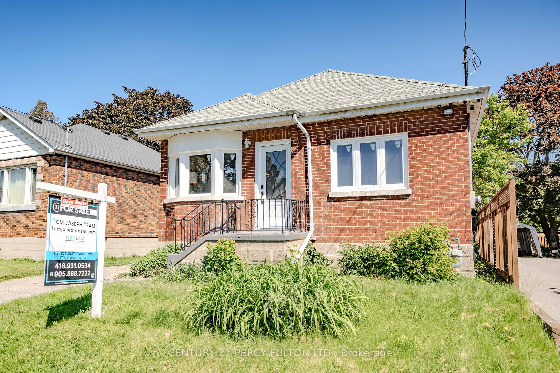 Detached house for sale at 250 Mcnaughton Ave Oshawa Ontario